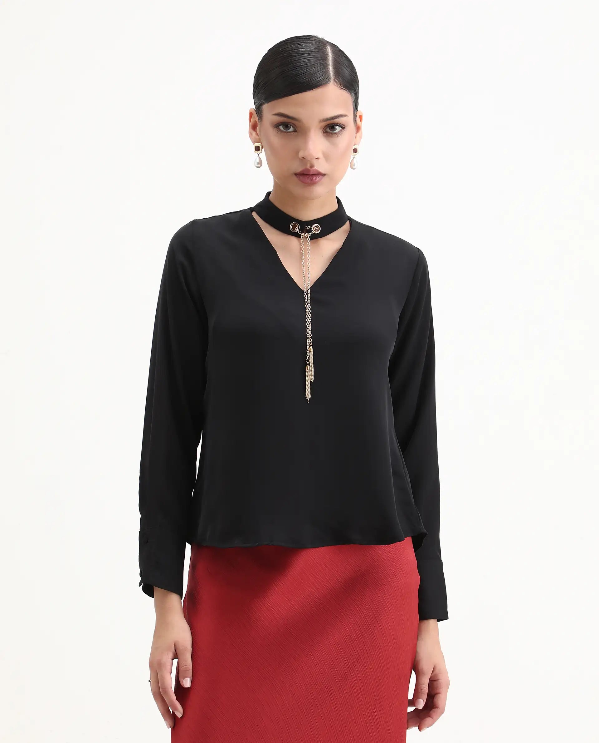 Rareism Women's Ascom Black Milestone V-Neck Plain Cuffed Sleeve Regular Fit Top