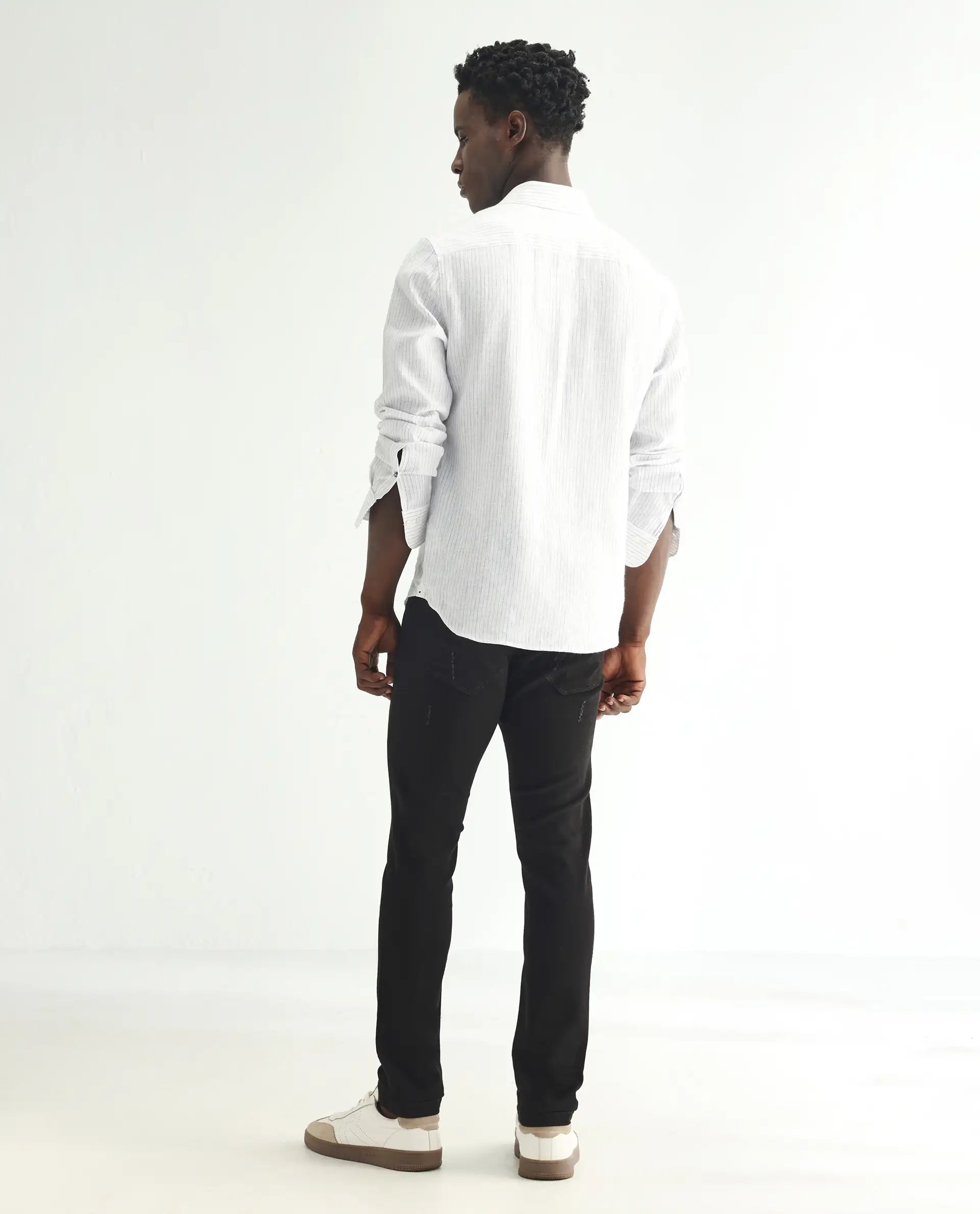 Rare Rabbit Men's Astred Black Cotton Plain Hawk Slim Fit Jeans