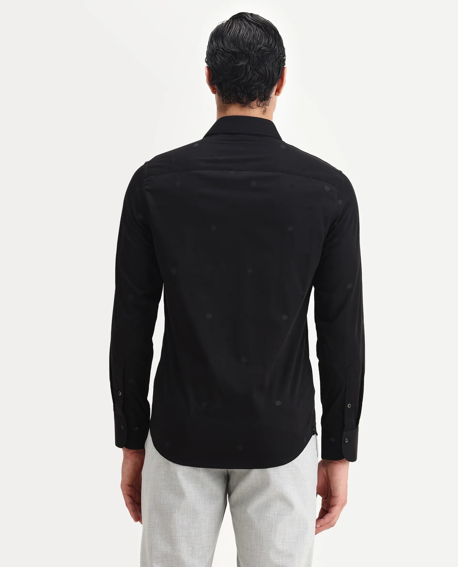 Rare Rabbit Men's Atep Black Cotton Blend Plain Regular Fit Full Sleeve Collared Shirt