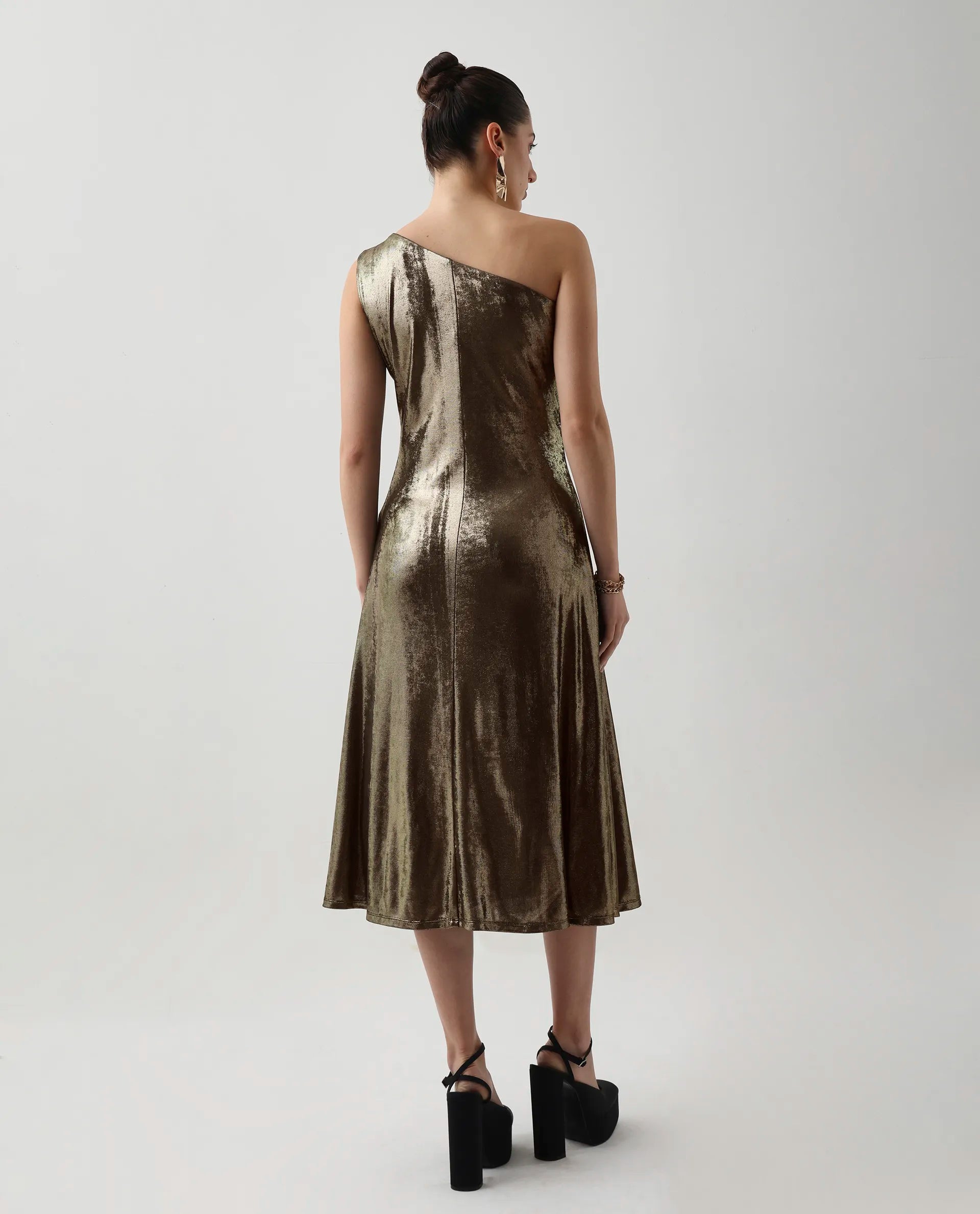 Rareism Women's Avip Gold Polyester One Shoulder Fit And Flare Plain Midi Dress