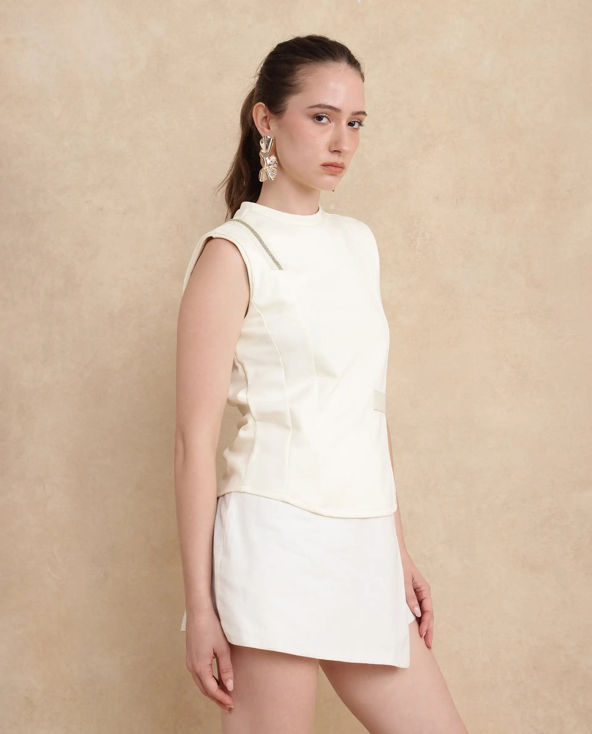 Rareism Women Aytat Off White Plain Top