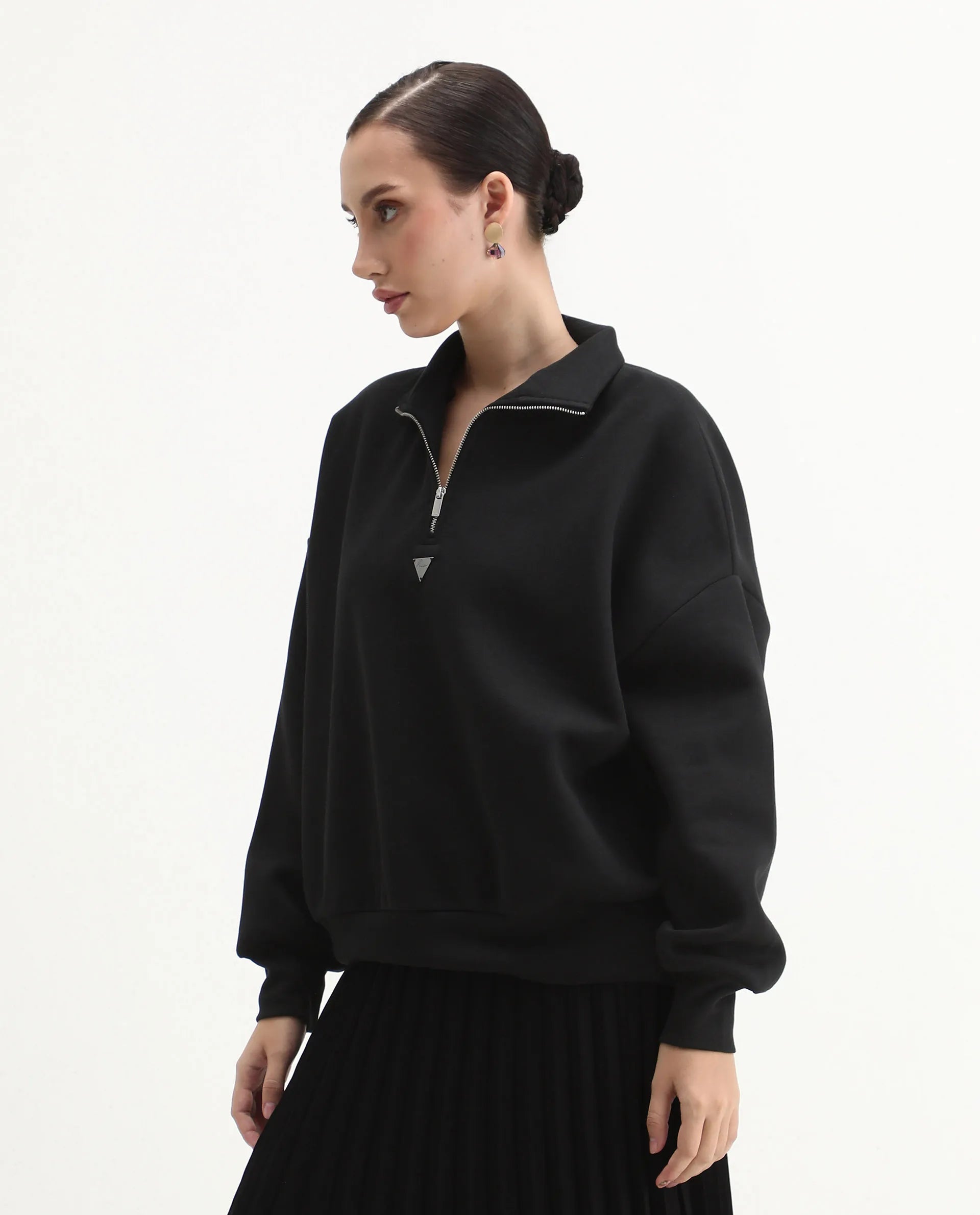 Rareism Women's Ario Black Cotton Blend Fabric Spread Collar Relaxed Fit Printed Sweatshirt