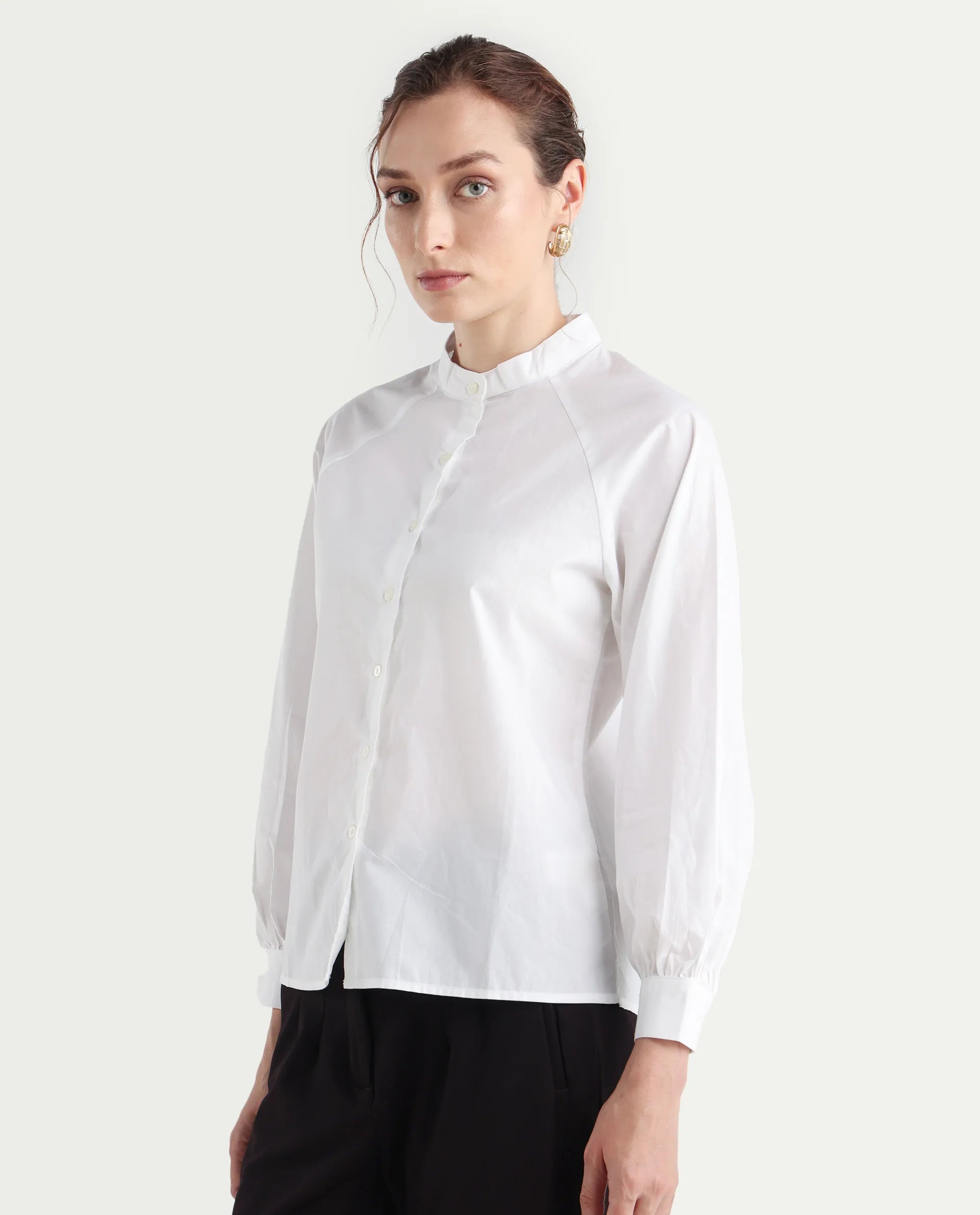 Rareism Women's Bartpo White Cotton Mandarin Collar Plain Raglan Sleeve Regular Fit Top