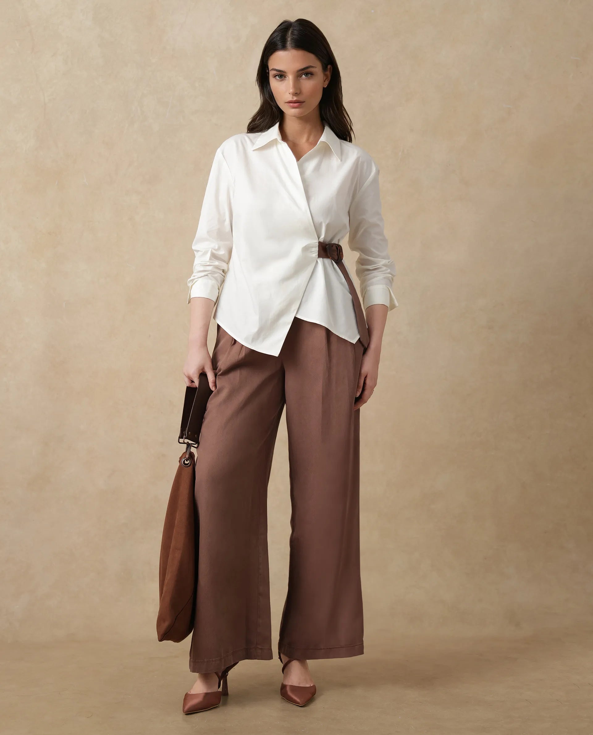 Rareism Women's Bhaleyn-T Off White Cotton Spread Collar Plain Cuffed Sleeve Relaxed Fit Shirt