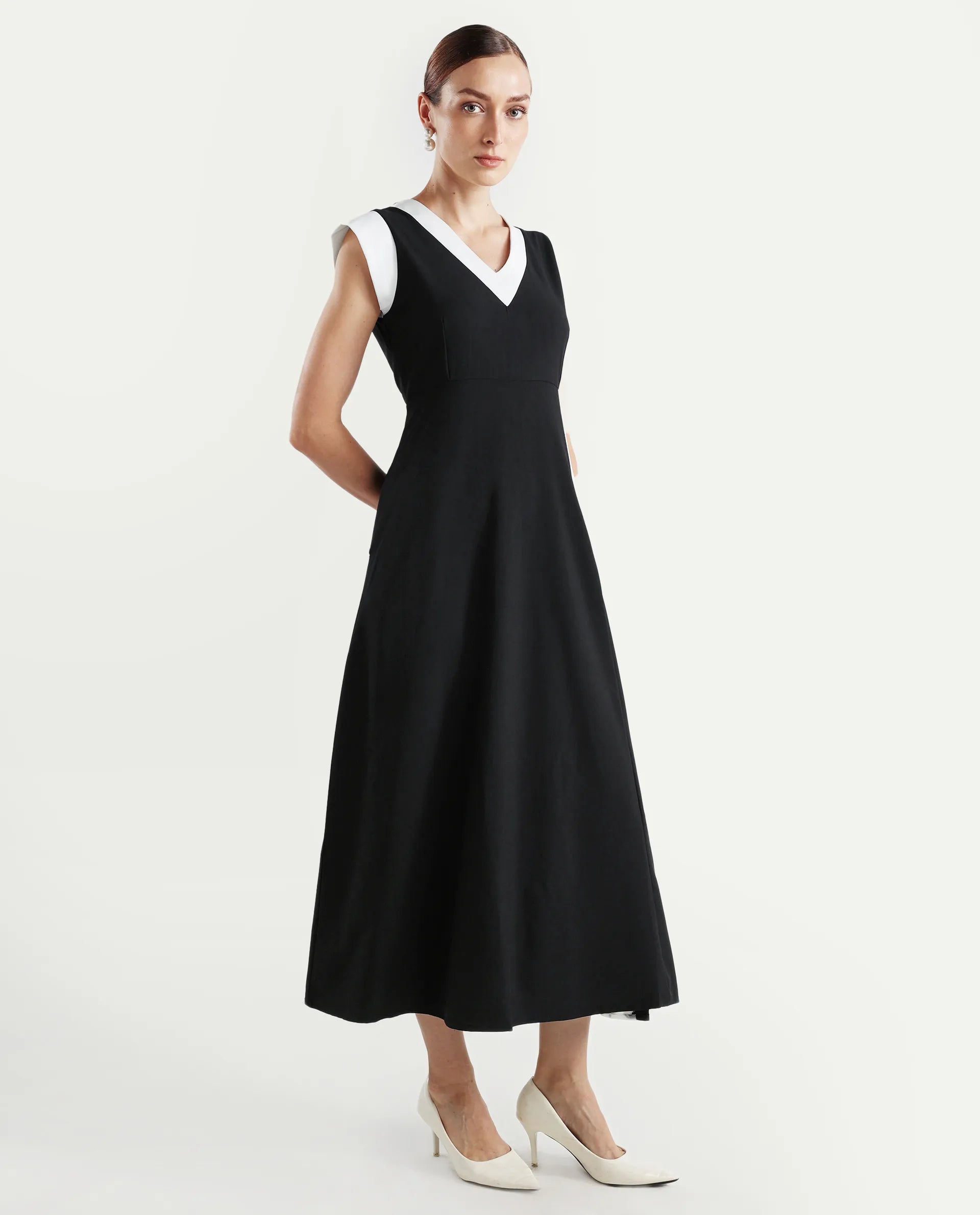 Rareism Women's Bhinua Black Twill V-Neck Plain Ruffled Sleeve Maxi Straight Fit Dress