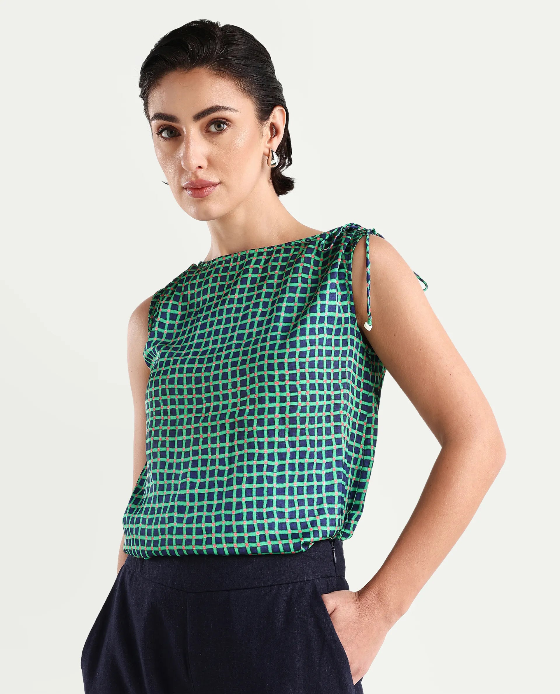Rareism Women's Blaze Green Polyester Boat Neck Geometric Print Sleeveless Regular Fit Top