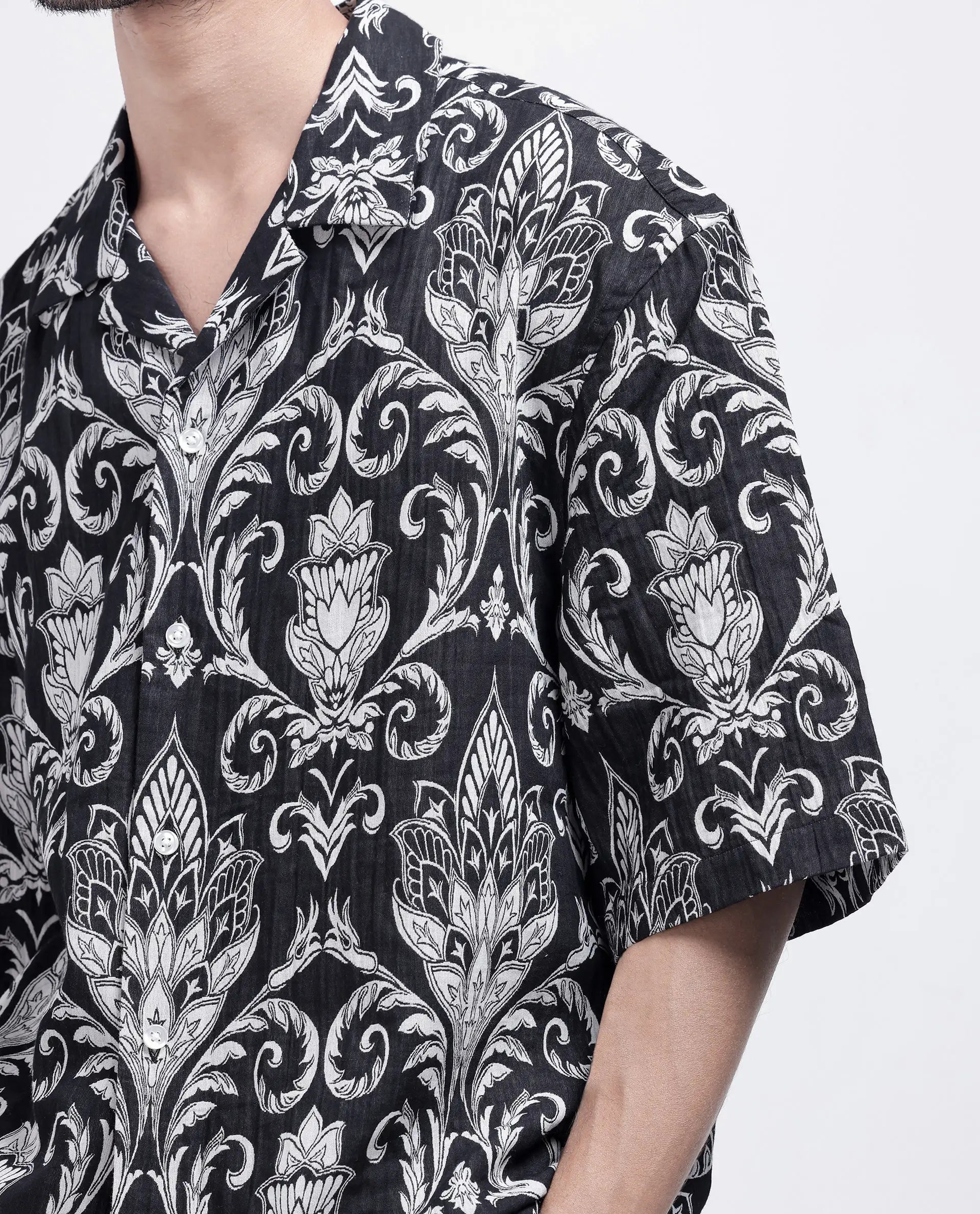 Rare Rabbit Men Ble Black Cotton Blend Fabric Short Sleeve Collared Neck Plain Shirt