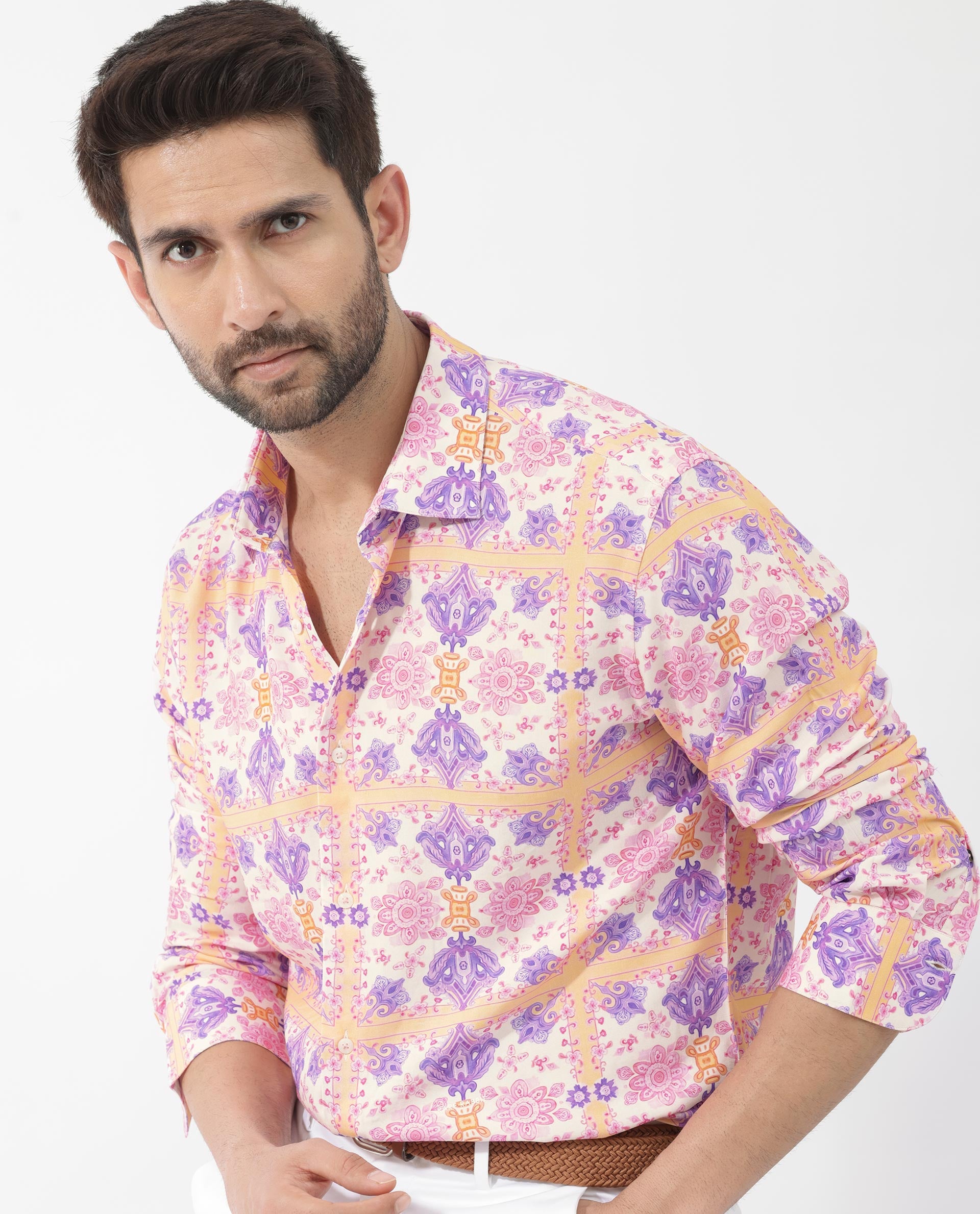 Rare Rabbit Mens Bodem Pink Full Sleeve Spread Collar Decorative Print Shirt