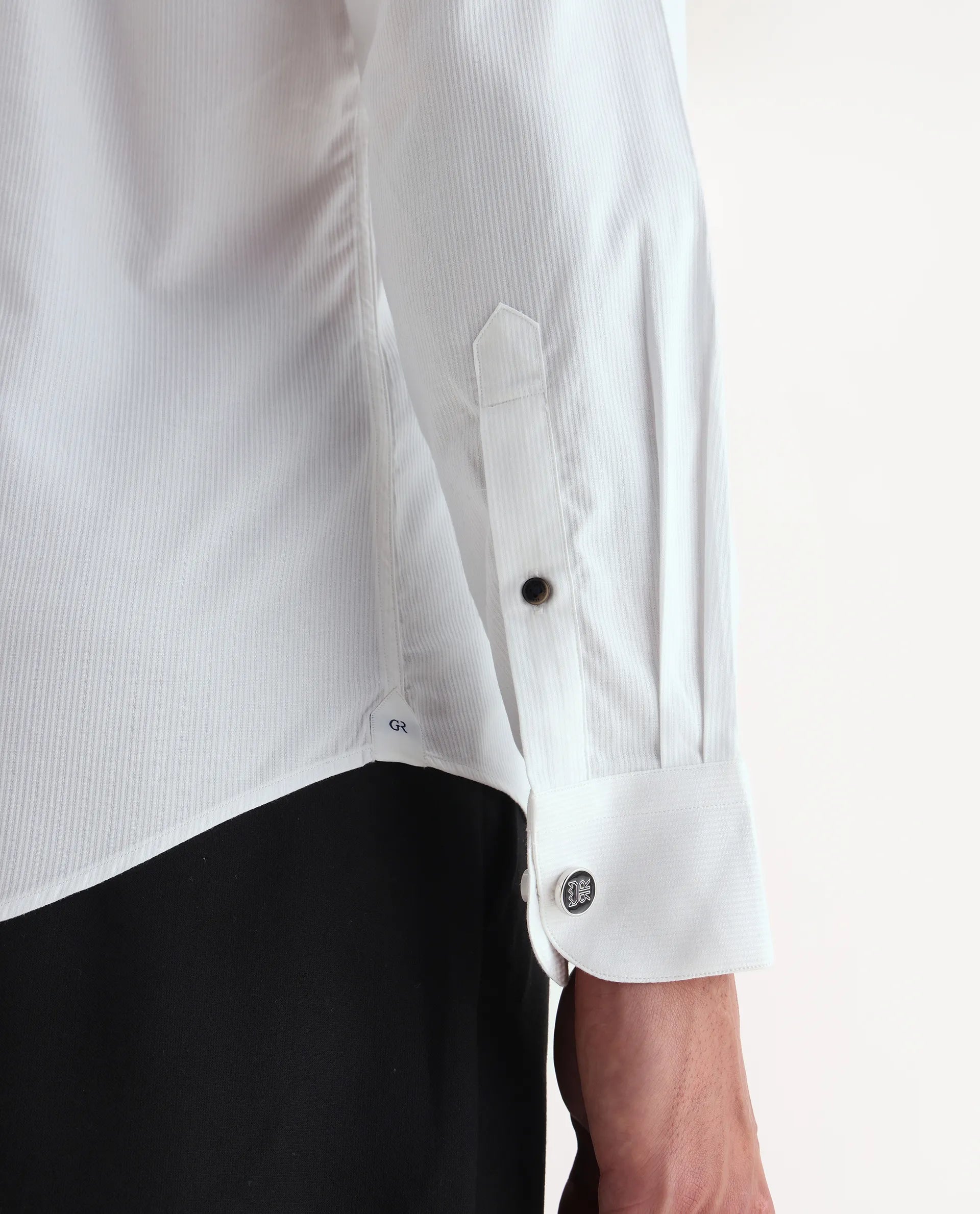 Rare Rabbit Men's Bovec-25 White Cotton Fabric Spread Collar Regular Fit Striped Shirt