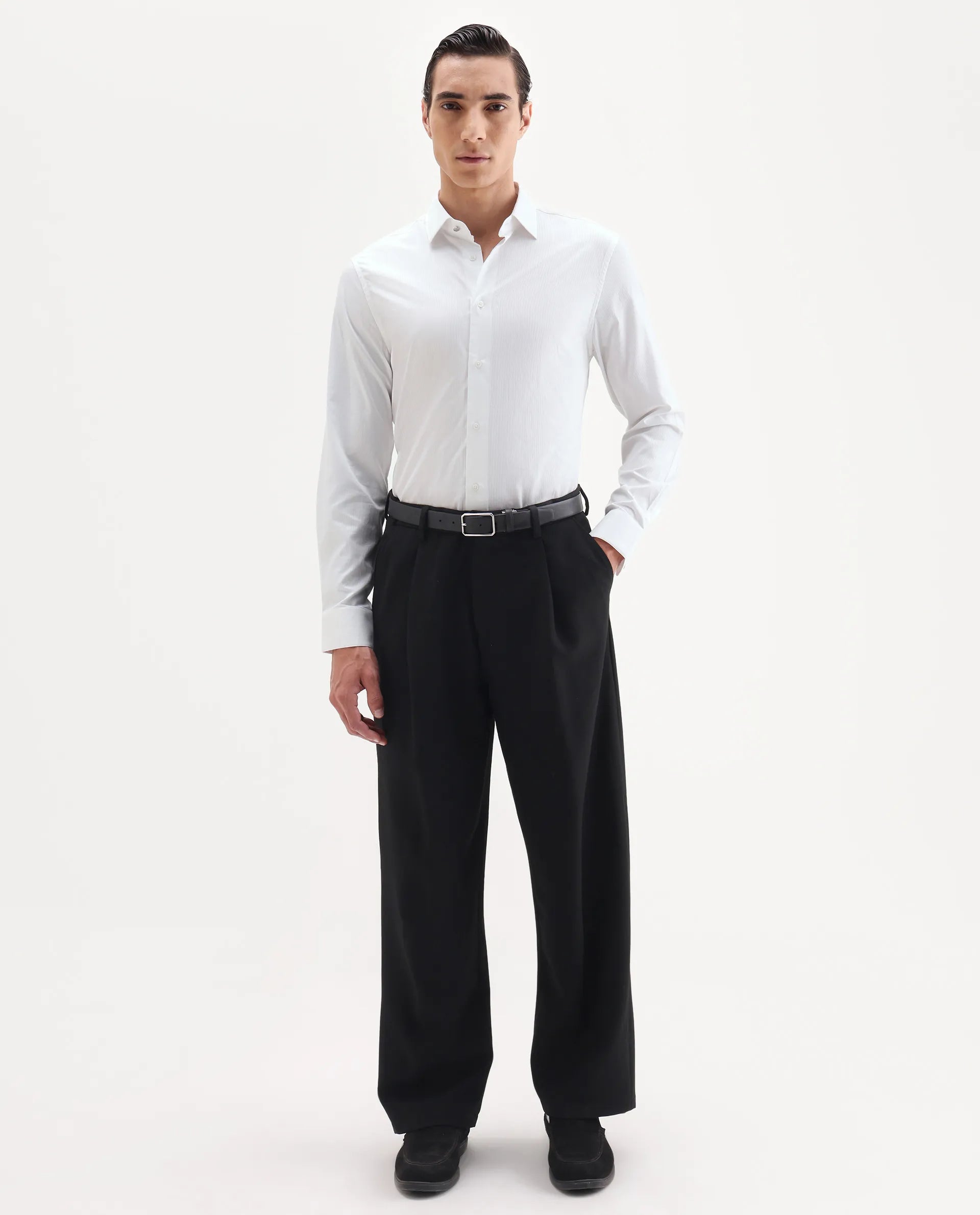 Rare Rabbit Men's Bovec-25 White Cotton Fabric Spread Collar Regular Fit Striped Shirt