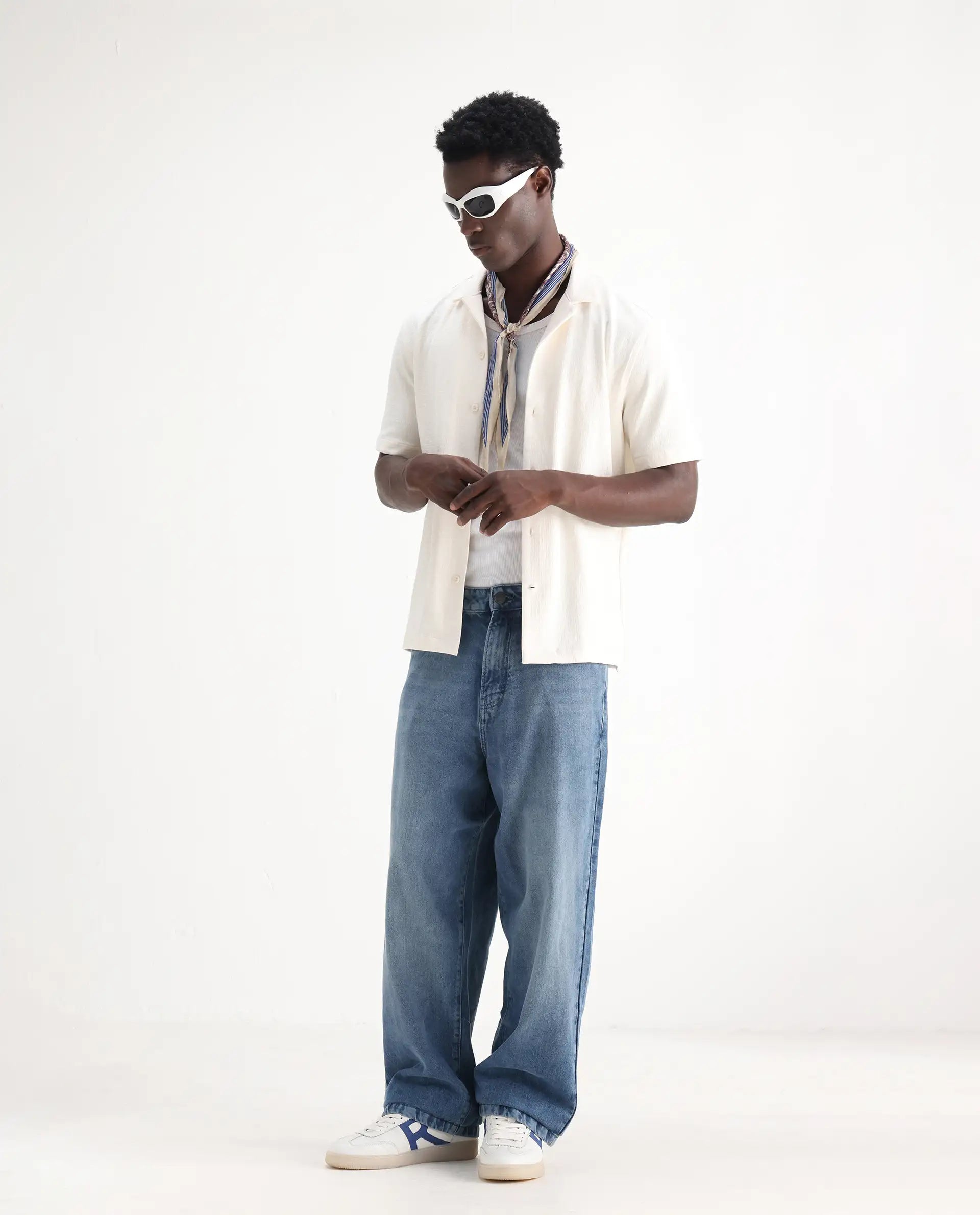 Rare Rabbit Men's Bron Blue Cotton Plain Baggy Fit Jeans