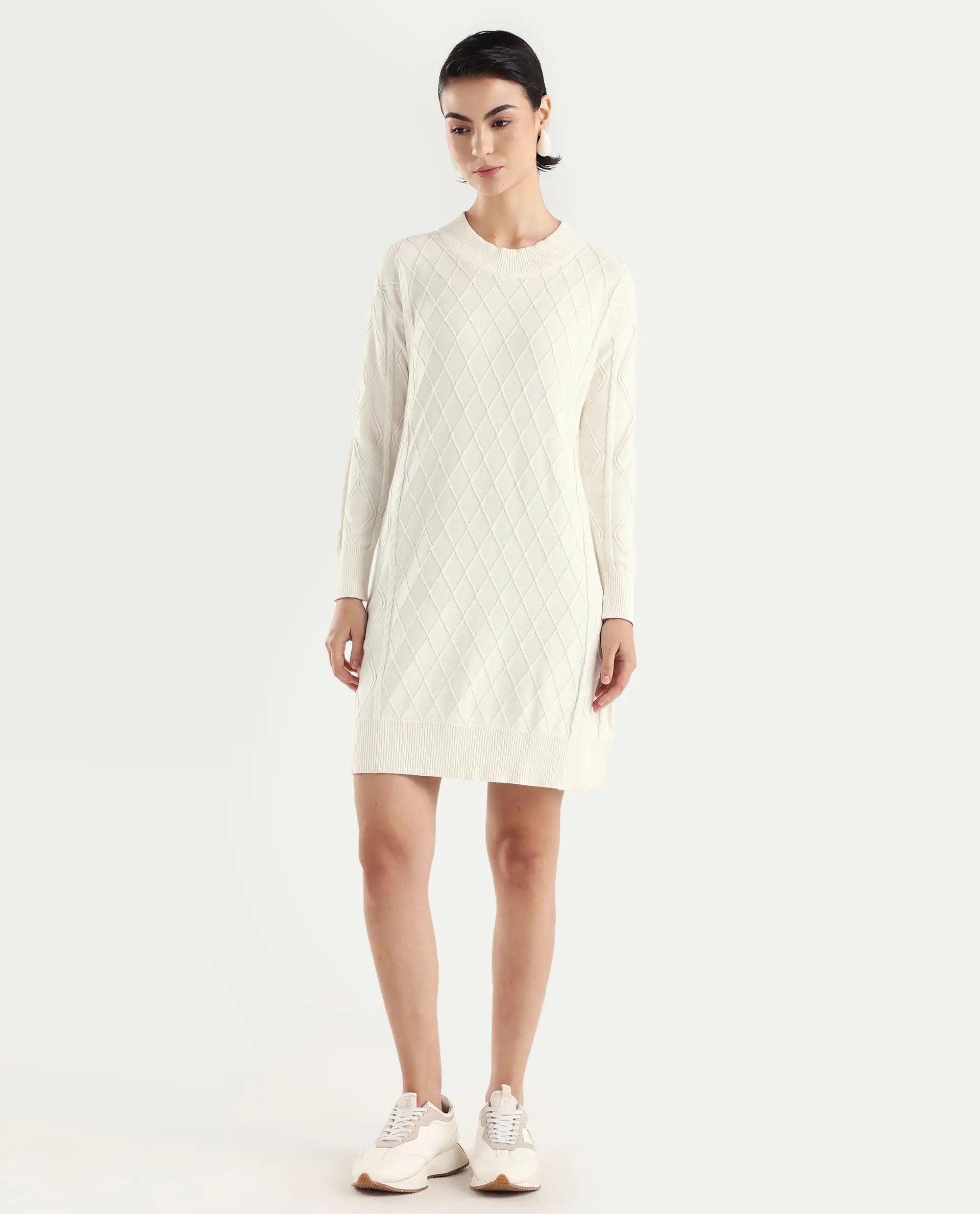 Rareism Women's Budd Off White Cotton Crew Neck Plain Knee Length Regular Fit Sweater