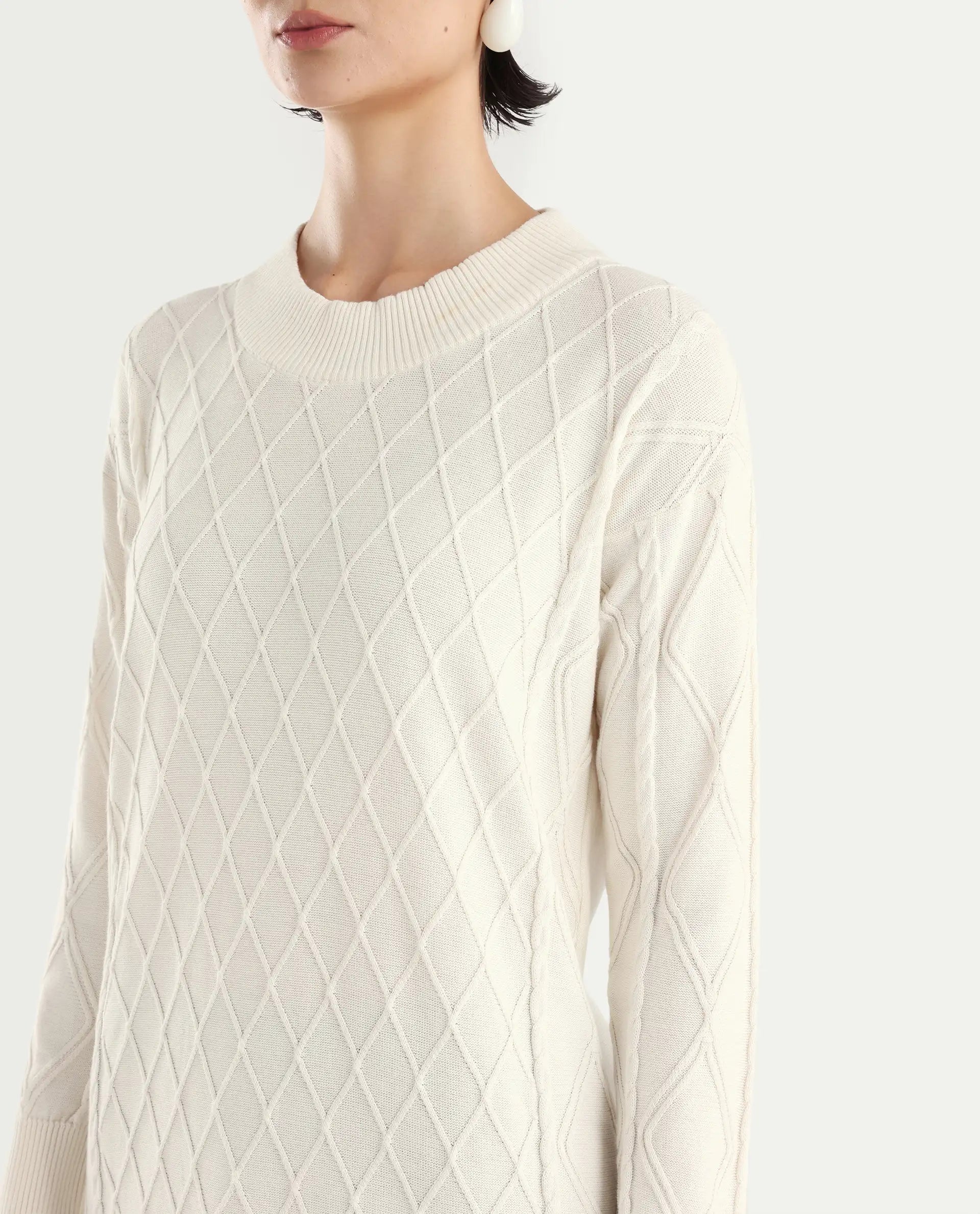 Rareism Women's Budd Off White Cotton Crew Neck Plain Knee Length Regular Fit Sweater