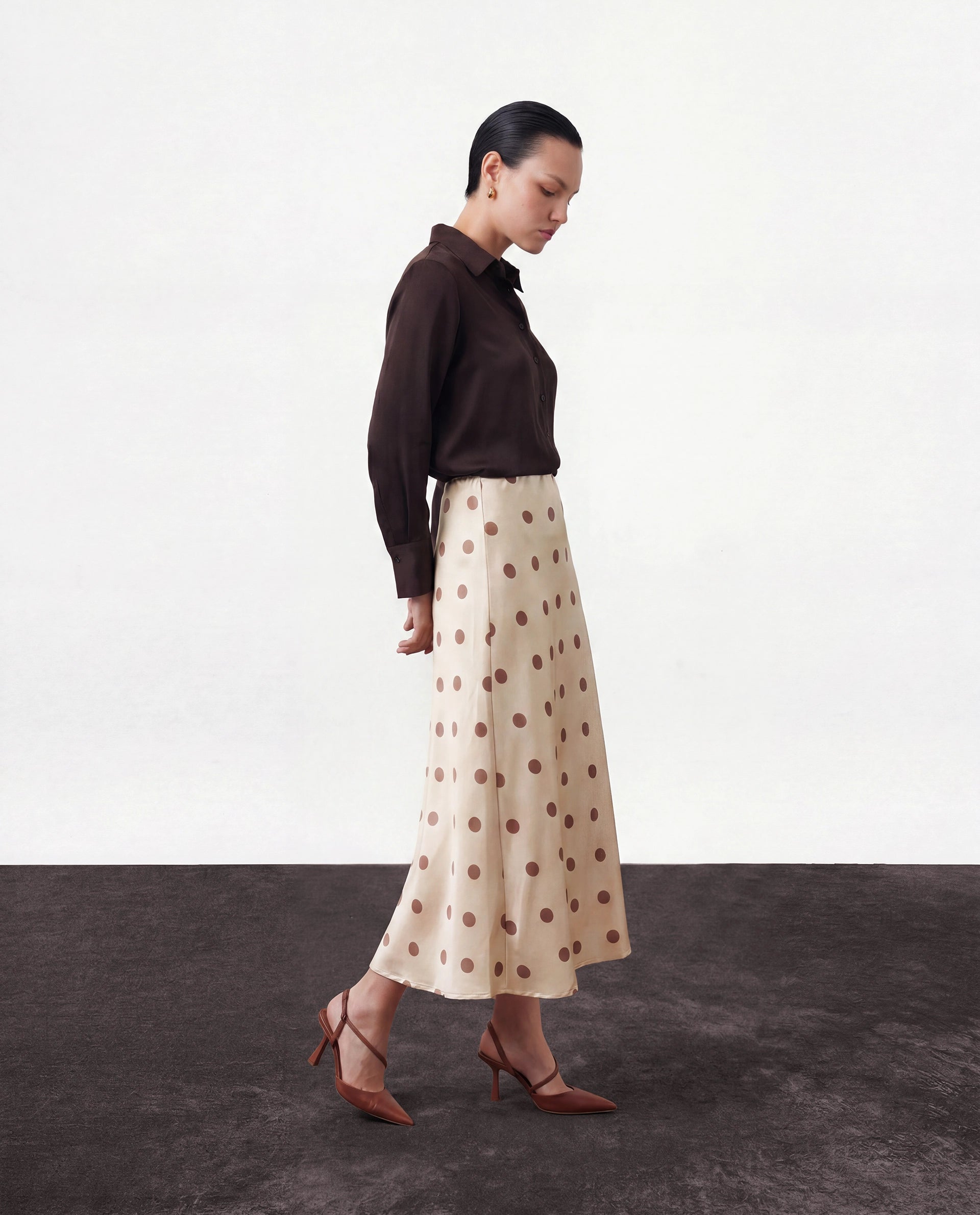 Rareism Women's Berdo-B Beige Polyester Blend Polka Print Maxi Flared Skirt