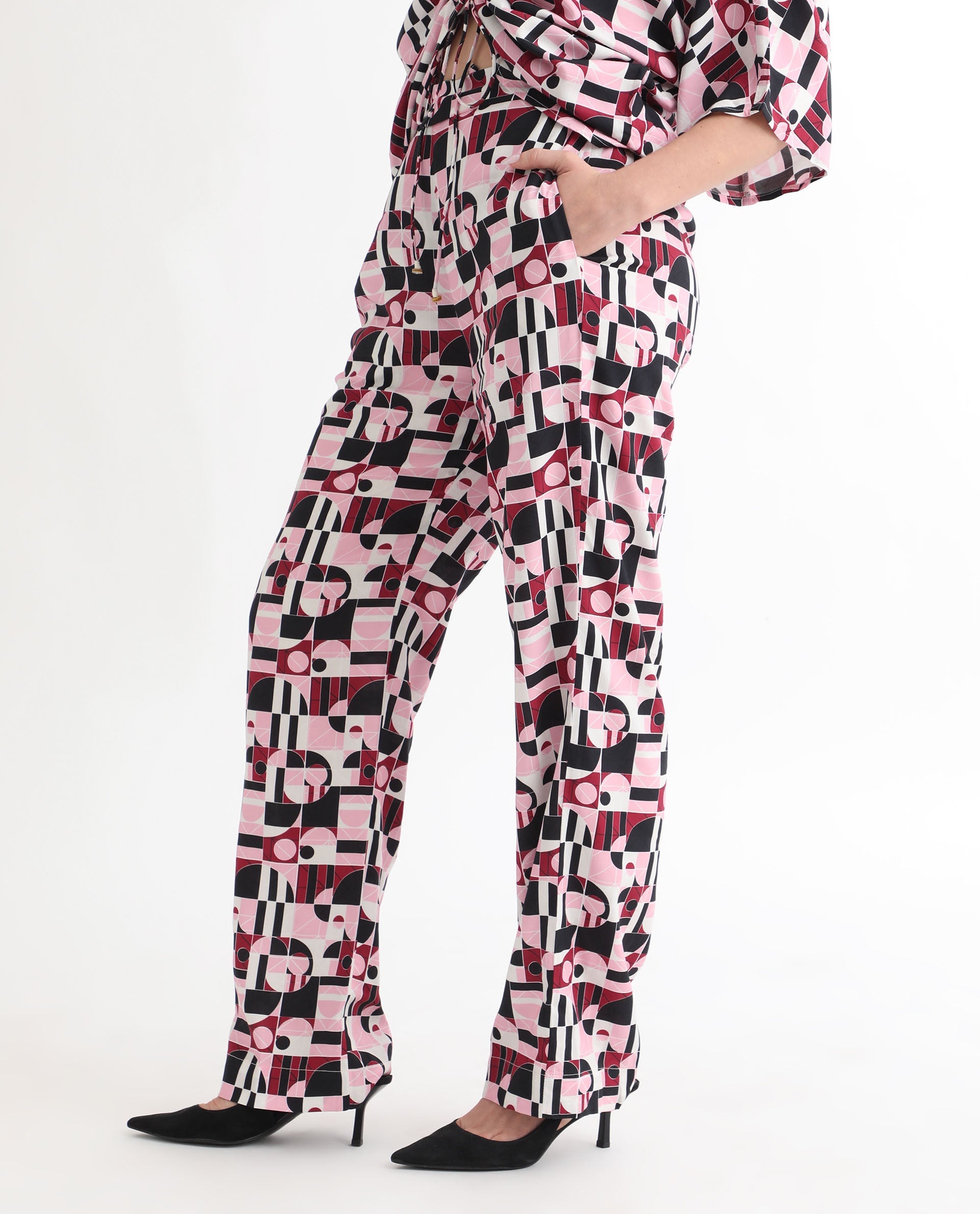 Rareism Women Cameron Multi Viscose Fabric Relaxed Fit Mid Rise Abstract Print Ankle Length Trousers