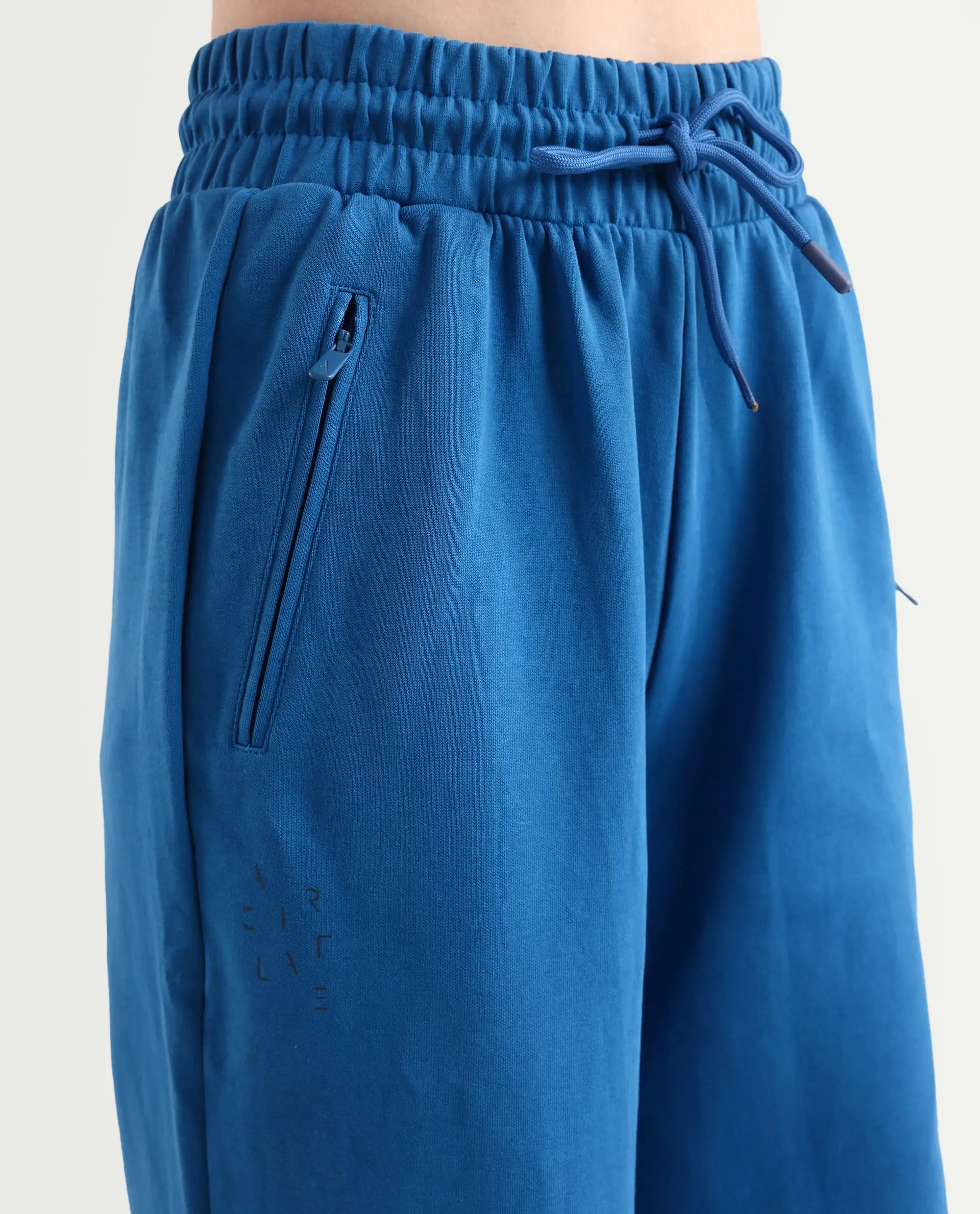 Rareism Women's Heavy Weight Interlock 340 Gsm Cotton Blend Plain Ankle Length Relaxed Fit Track Pant Flared