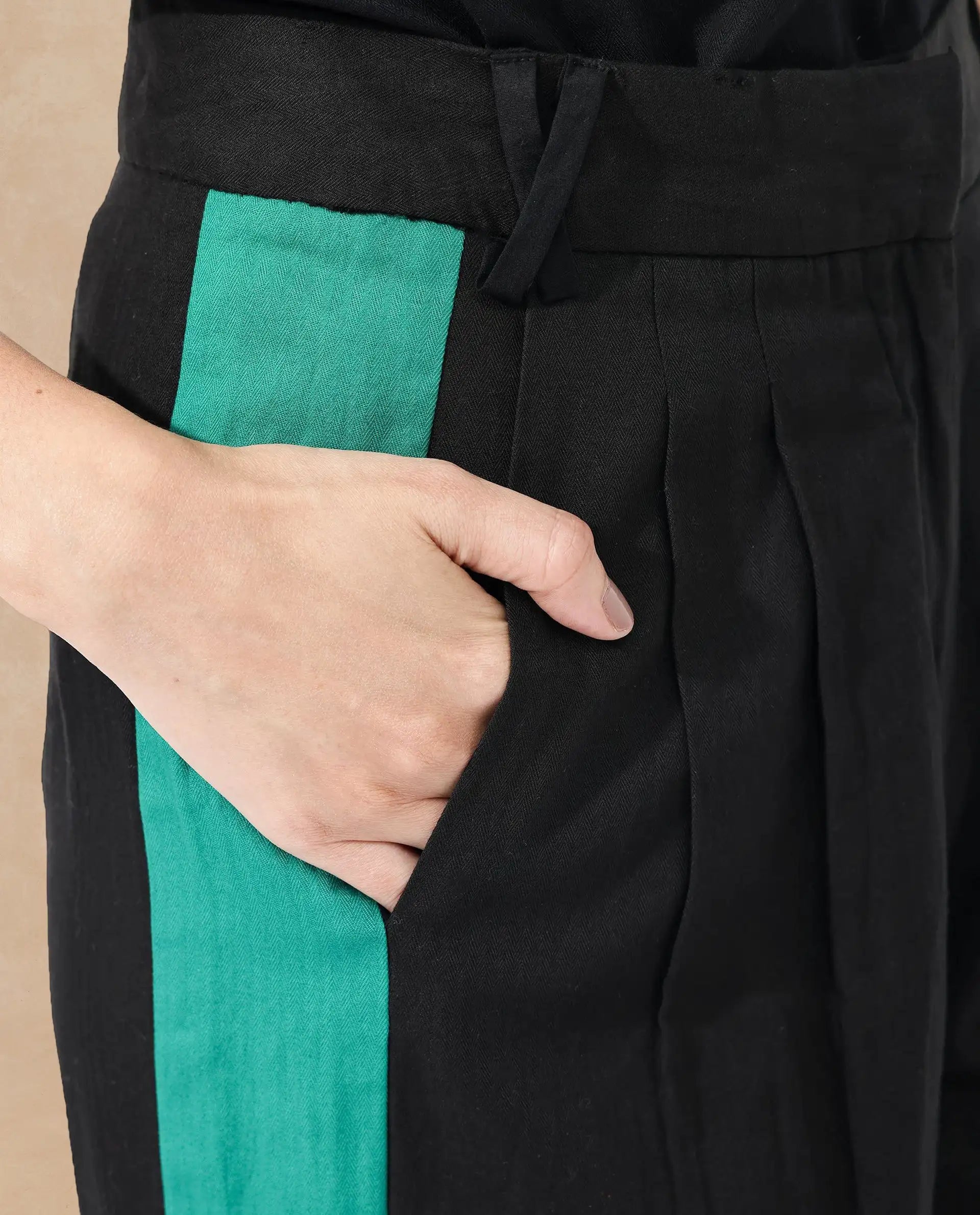 Rareism Women Caruana-B Black Cotton Fabric Co-Ord Color Block Trouser