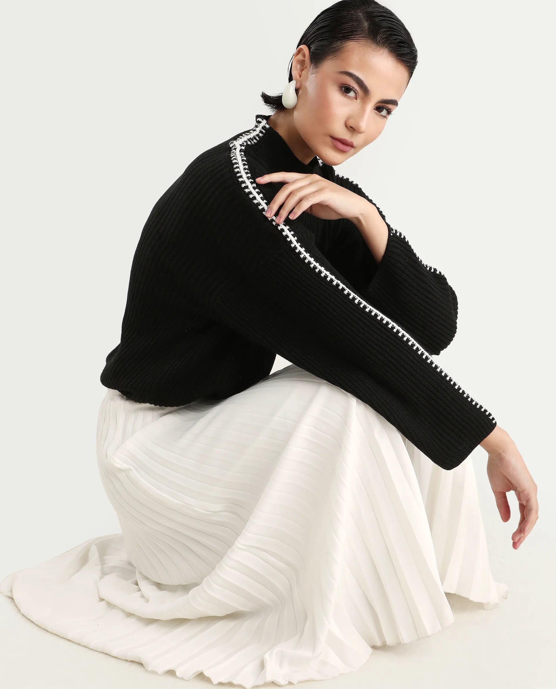 Rareism Women's Cassiopiea Black Acrylic High Neck Plain Relaxed Fit Sweater