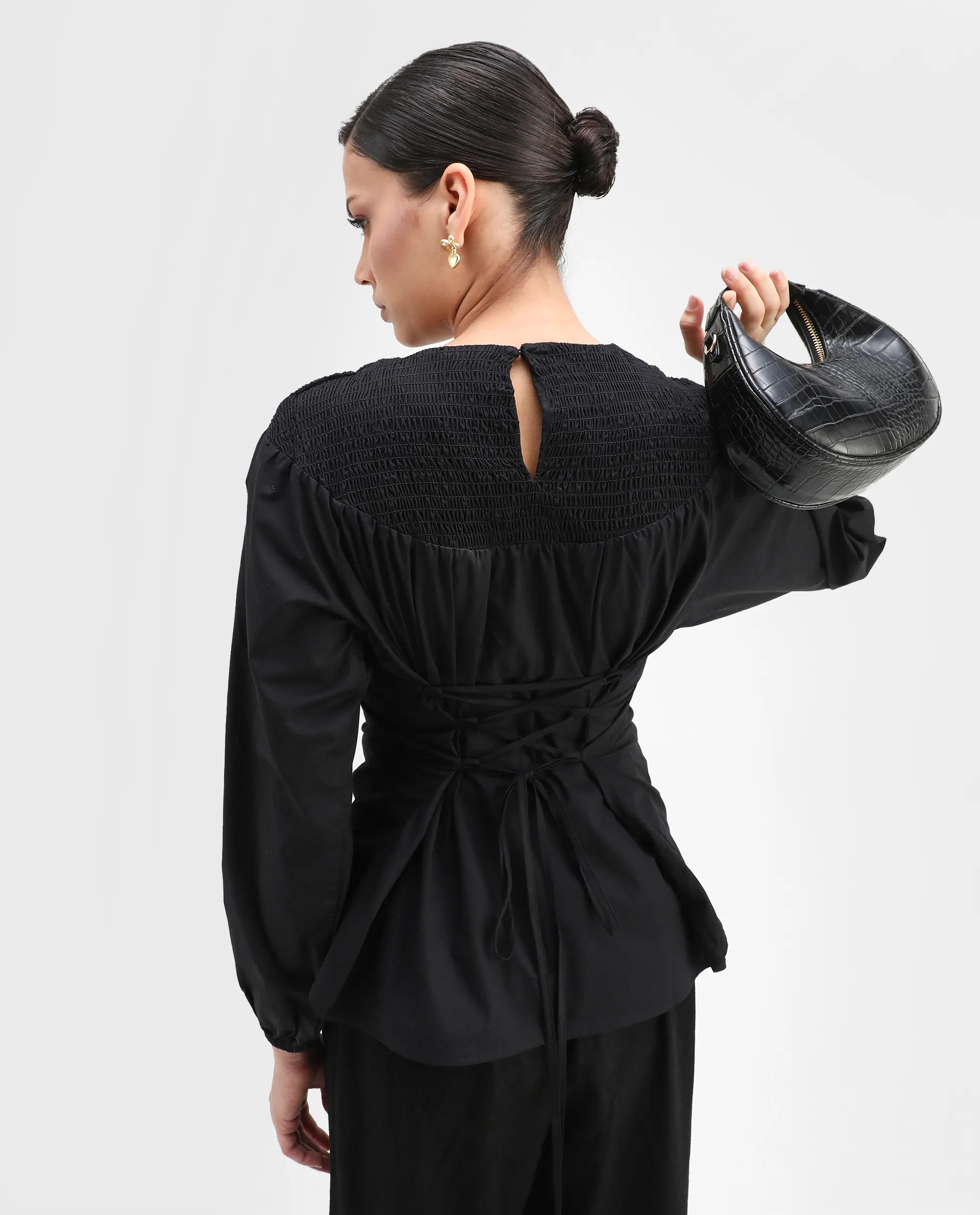 Rareism Women's Cassius Black Cotton Crew Neck Plain Volume Sleeve Regular Fit Top