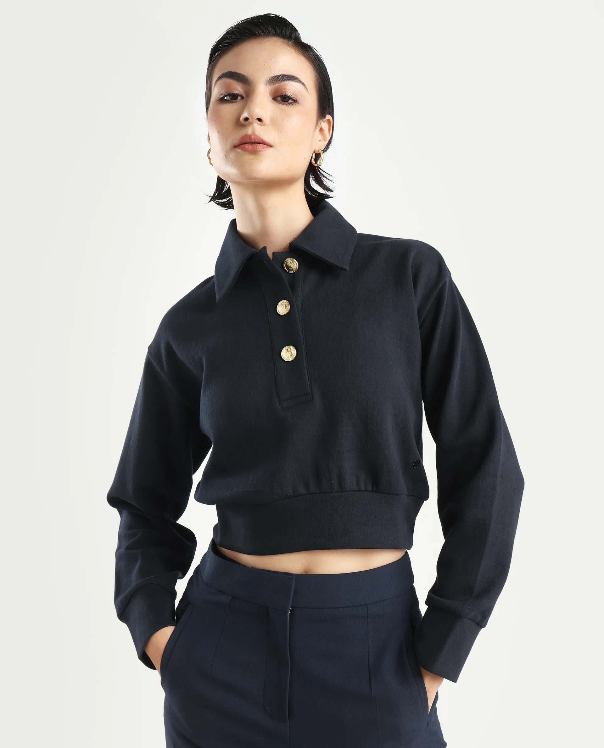 Rareism Women's Celtik Black Cotton Blend Drop Collar Plain Crop Relaxed Fit Sweatshirt