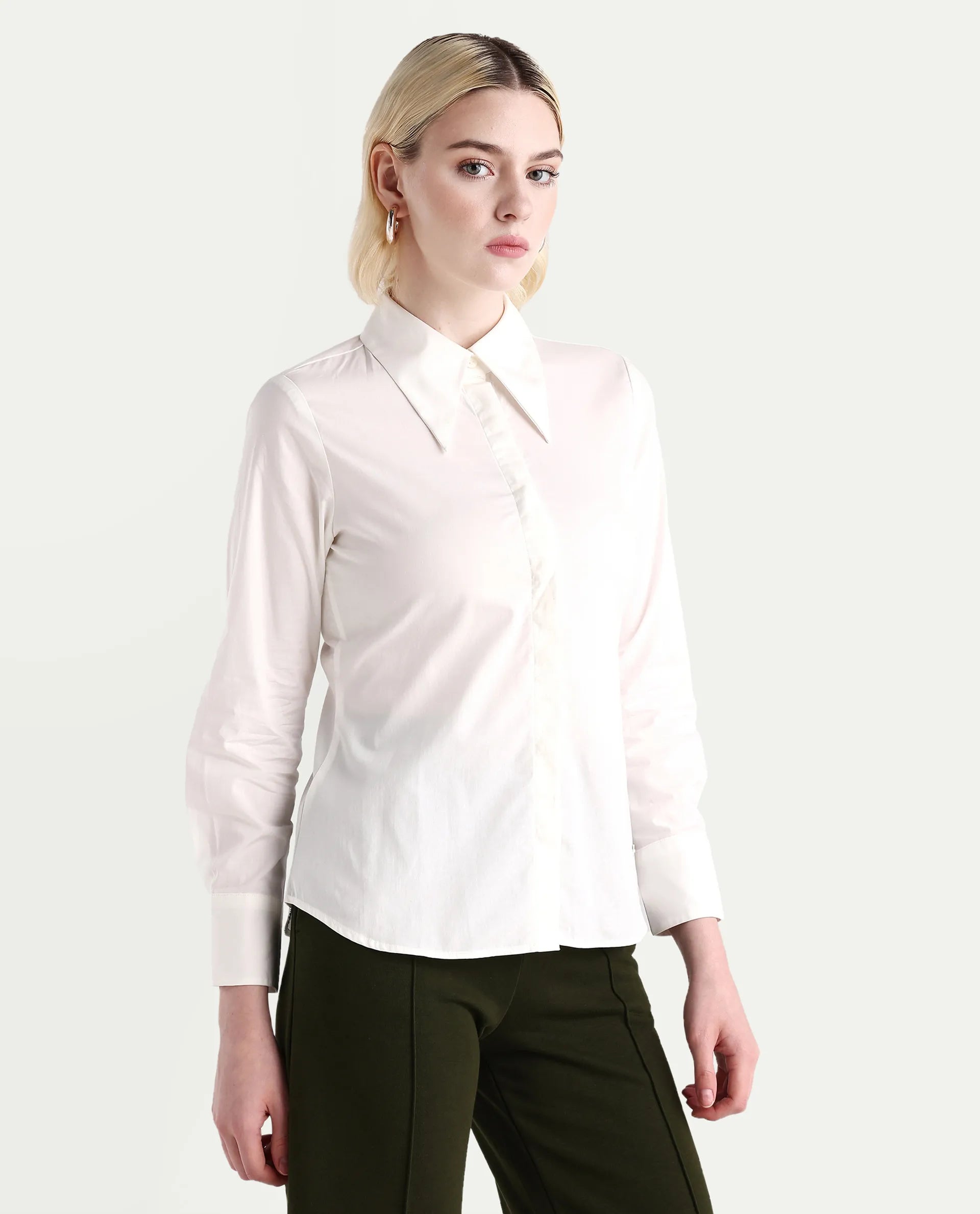 Rareism Women's Ceos White Cotton Spread Collar Plain Cuffed Sleeve Regular Fit Top