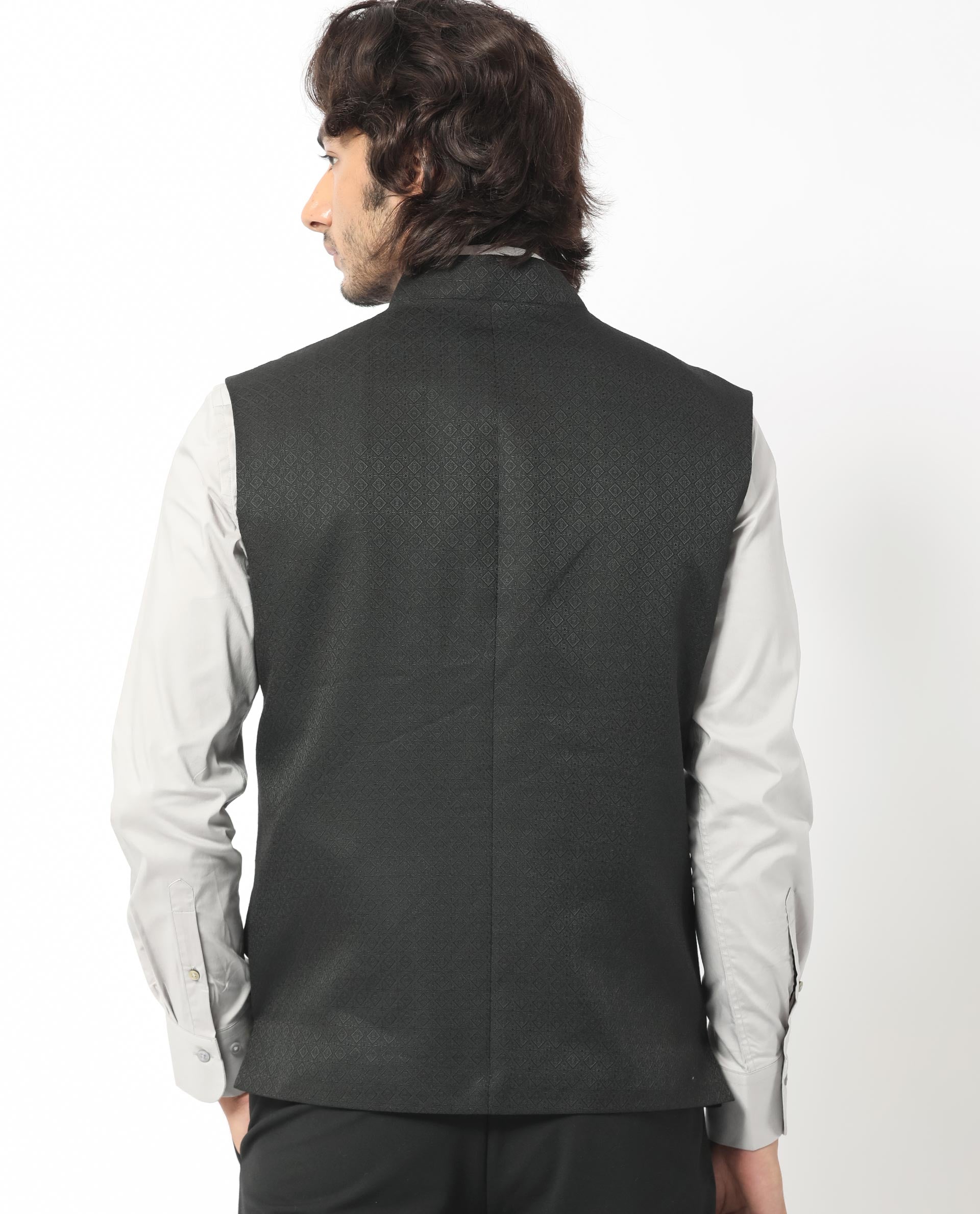 Rare Rabbit Men's Cerny Black Mandarin Collar Tailored Fit Geometric Jacquard Bandi