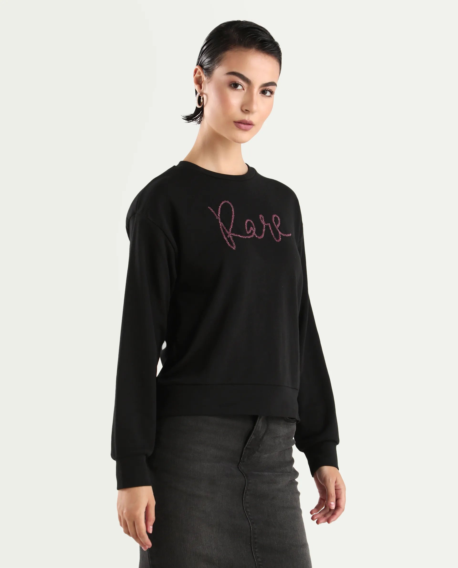 Rareism Women's Chant Black Cotton Blend Crew Neck Plain Relaxed Fit Sweatshirt
