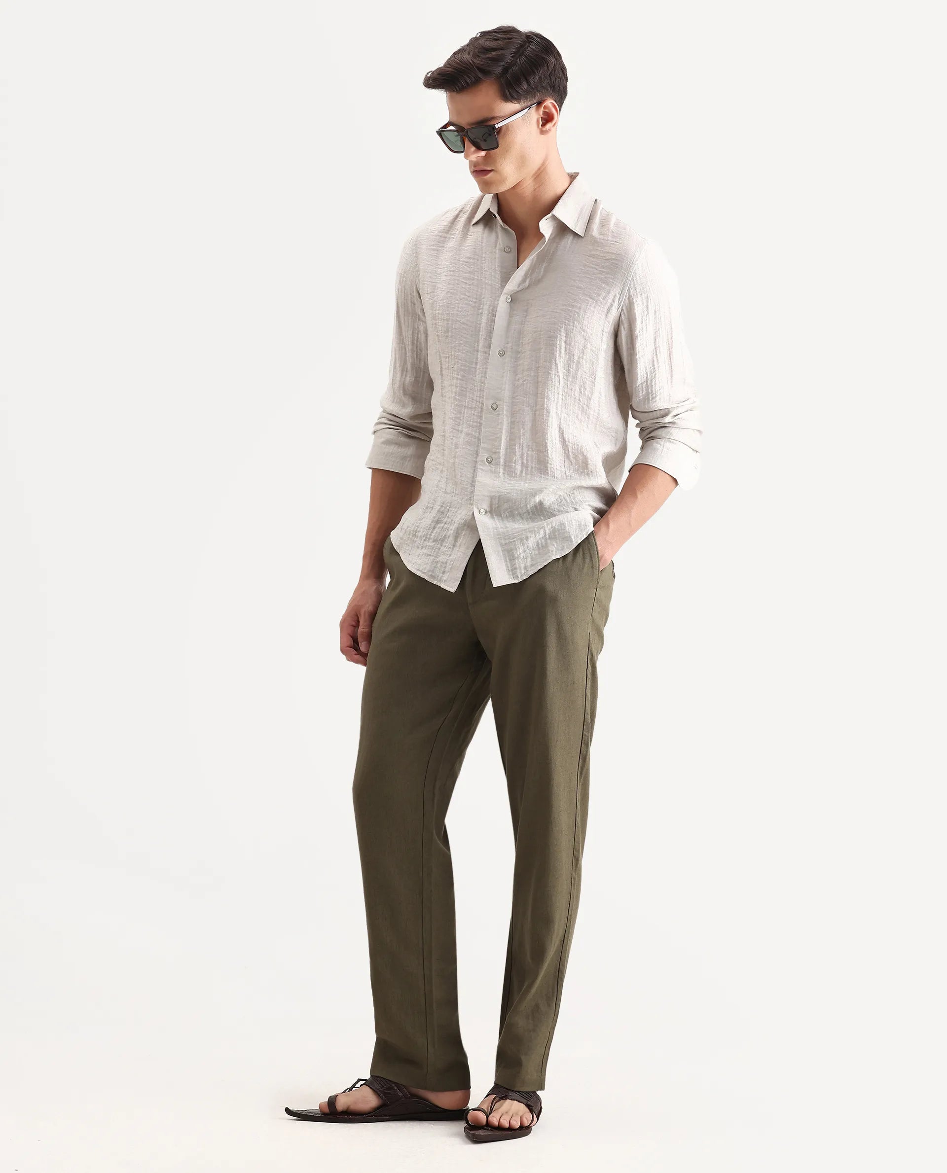 Rare Rabbit Men Chinio Dark Olive Linen Blend Drawstring Closure Plain Trouser