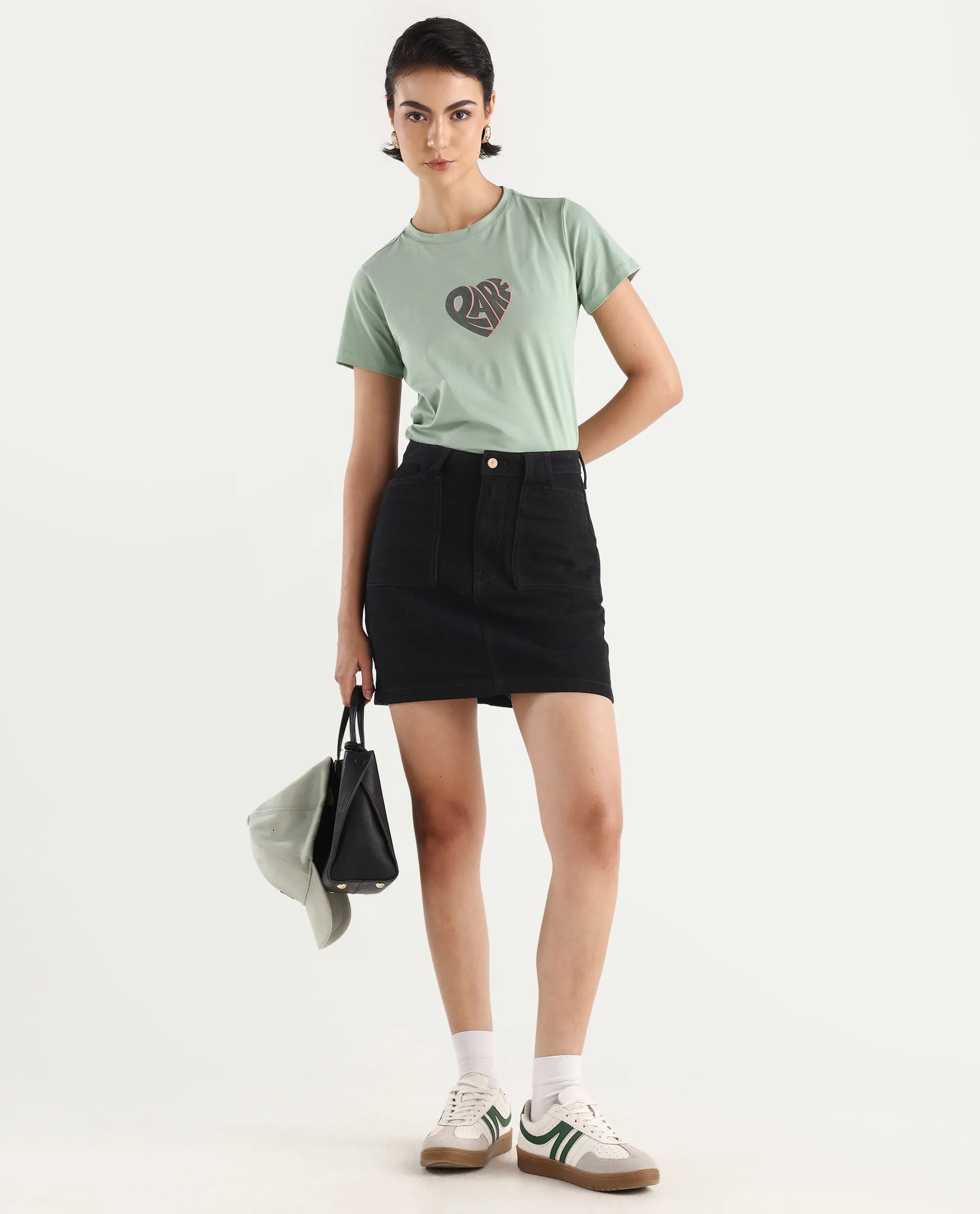 Rareism Women's Ciara Green Cotton Blend Crew Neck Graphic Print Regular Fit T-Shirt