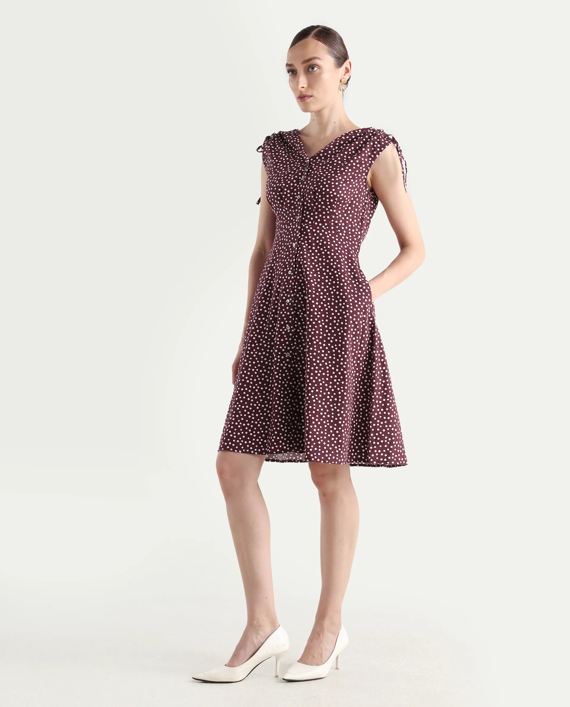 Rareism Women's Clarta Brown V-Neck Polka Print Sleeveless Midi A-Line Dress