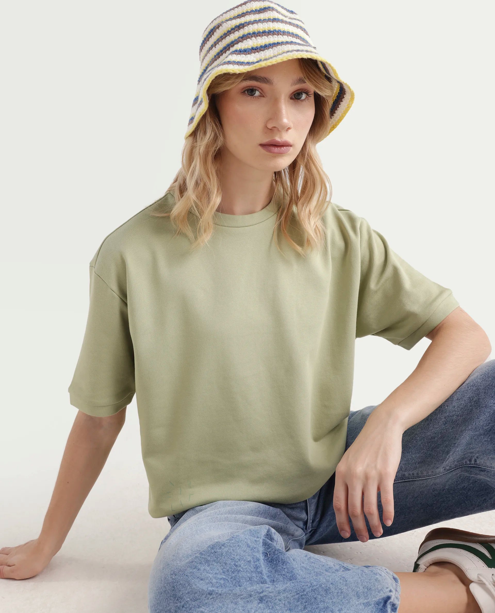 Rareism Women's Medium Weight Terry 290 Gsm Cotton Crew Neck Plain Relaxed Fit Sweat Tee