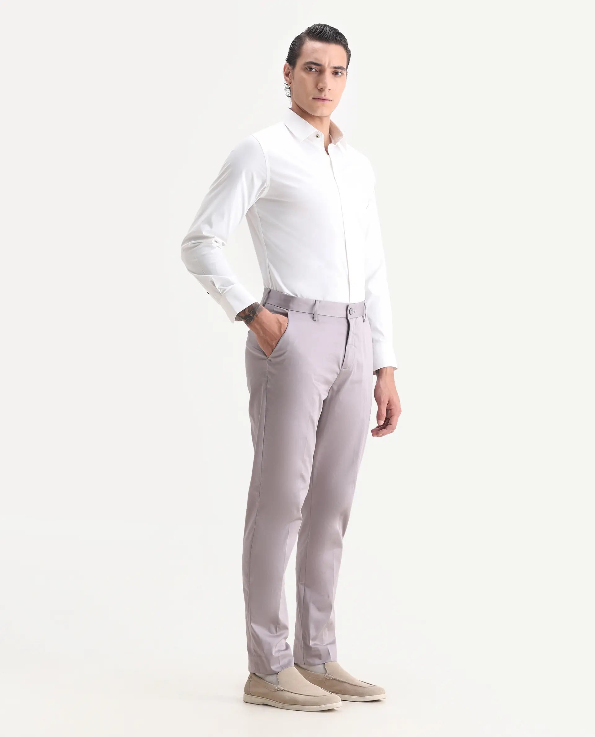 Rare Rabbit Men's Comotel Dusky Purple Cotton Blend Plain Regular Fit Trouser