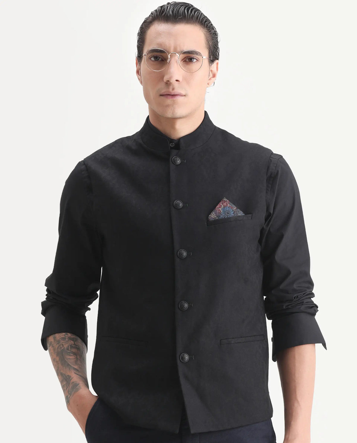 Rare Rabbit Men's Corti Black Polyester Jacquard Tailored Fit Sleeveless Mandarin Collar Bandhgala