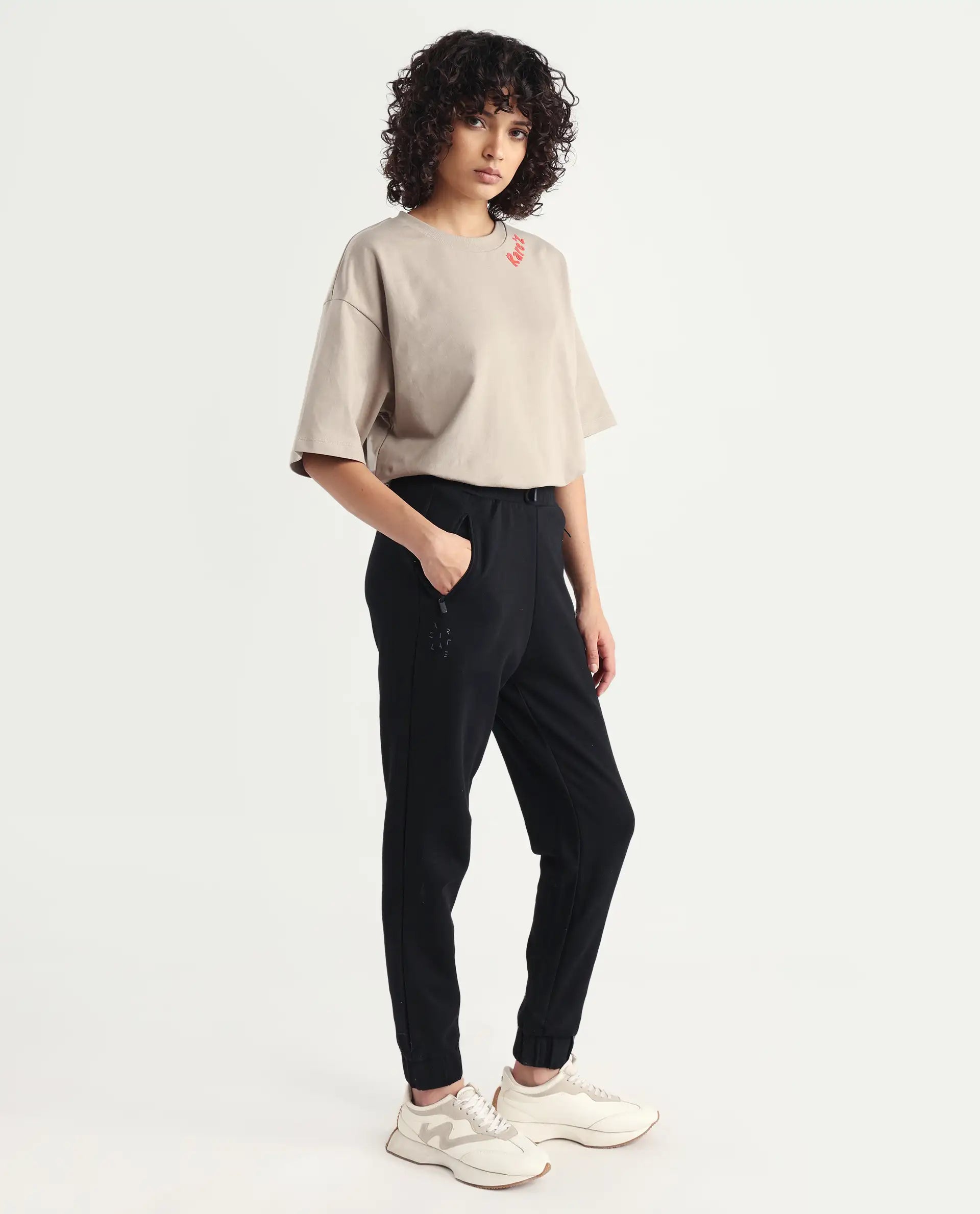 Rareism Women's Heavy Weight Interlock 340 Gsm Cotton Blend Plain Ankle Length Relaxed Fit Track Pant