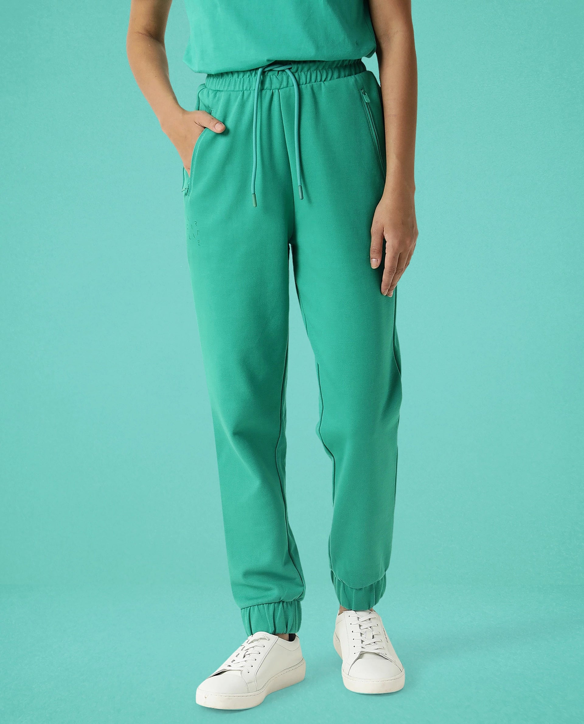 Rareism Women Creta Green Cotton Blend Fabric Relaxed Fit Solid Mid Rise Ankle Length Track Pant