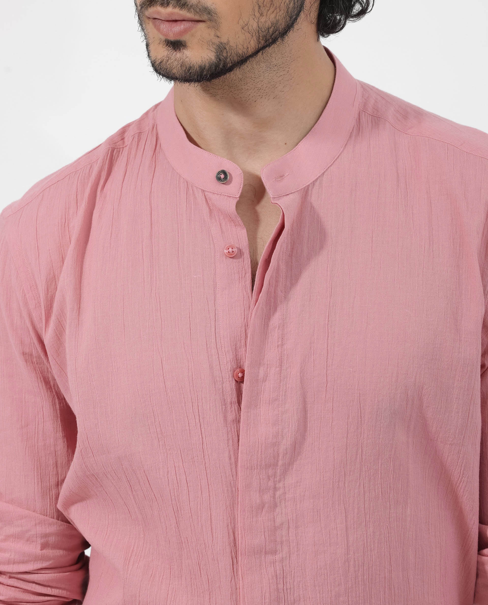 Rare Rabbit Mens Crinkle LS Pink Cotton Fabric Mandarin Collar Full Sleeve Crinkle Effect Solid Shirt