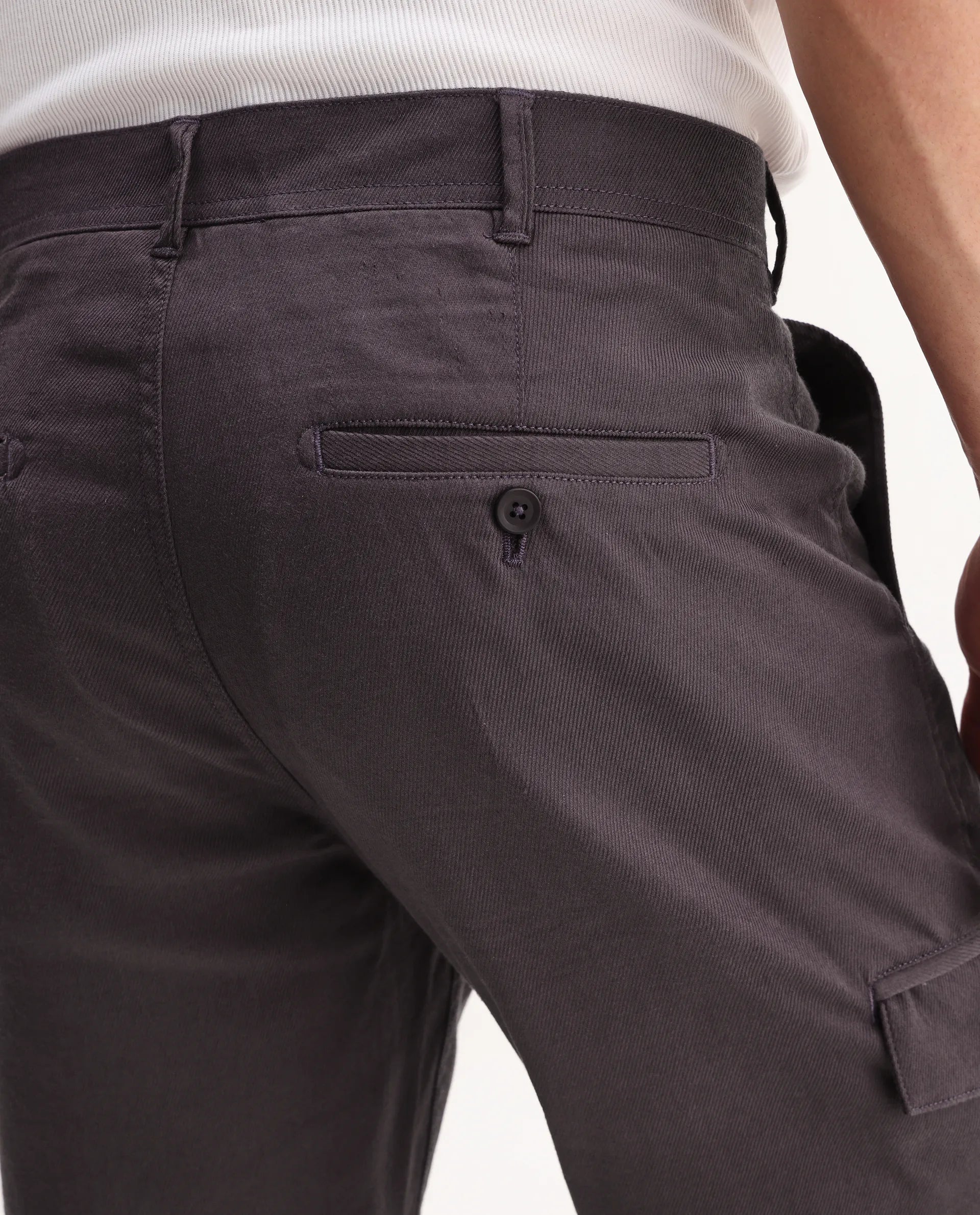 Rare Rabbit Men's Curex-1 Dusky Purple Cotton Blend Plain Regular Fit Trouser