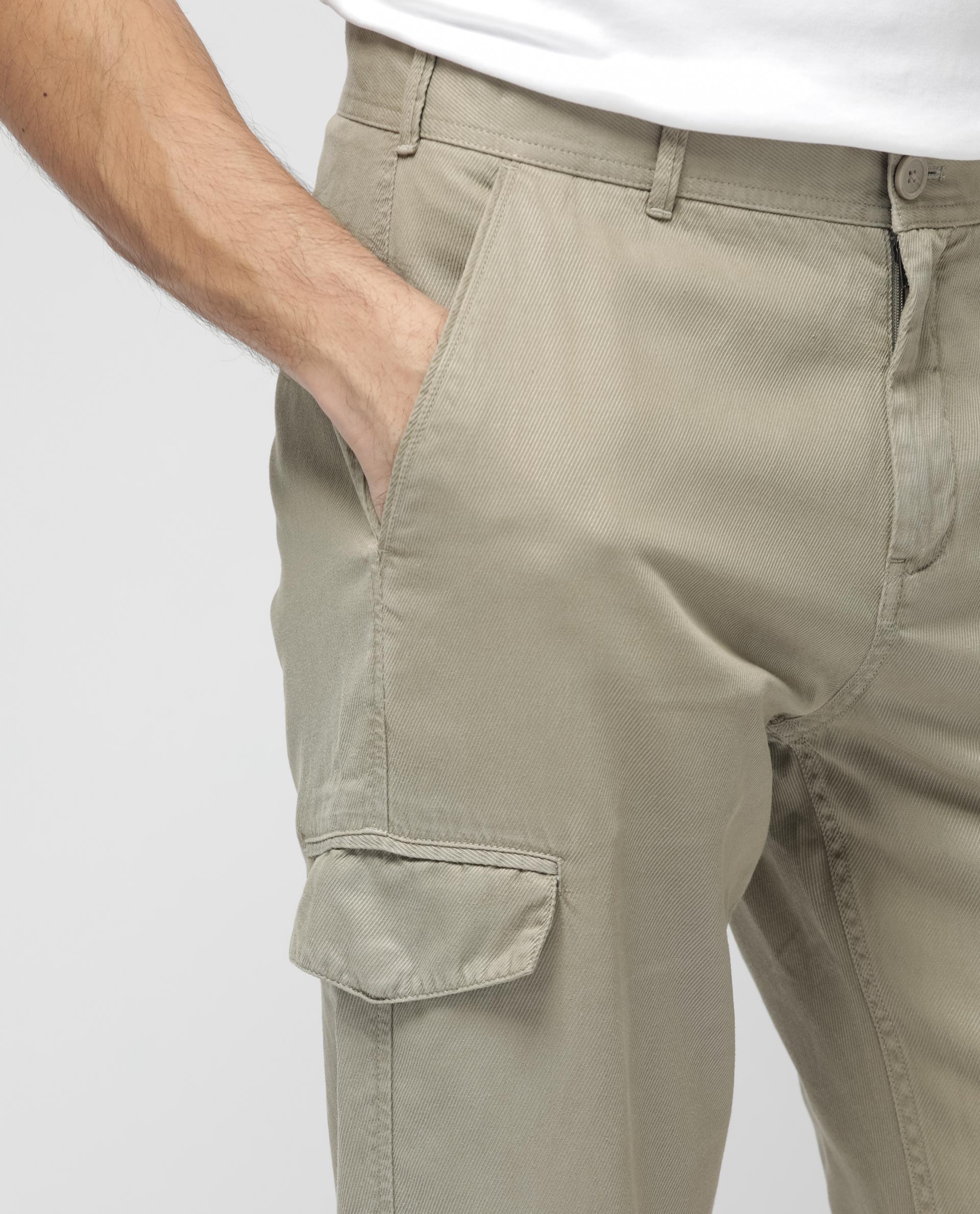 Rare Rabbit Men's Curon Pastel Green Mid Rise Regular Fit Cotton Cargo Style Solid Trousers