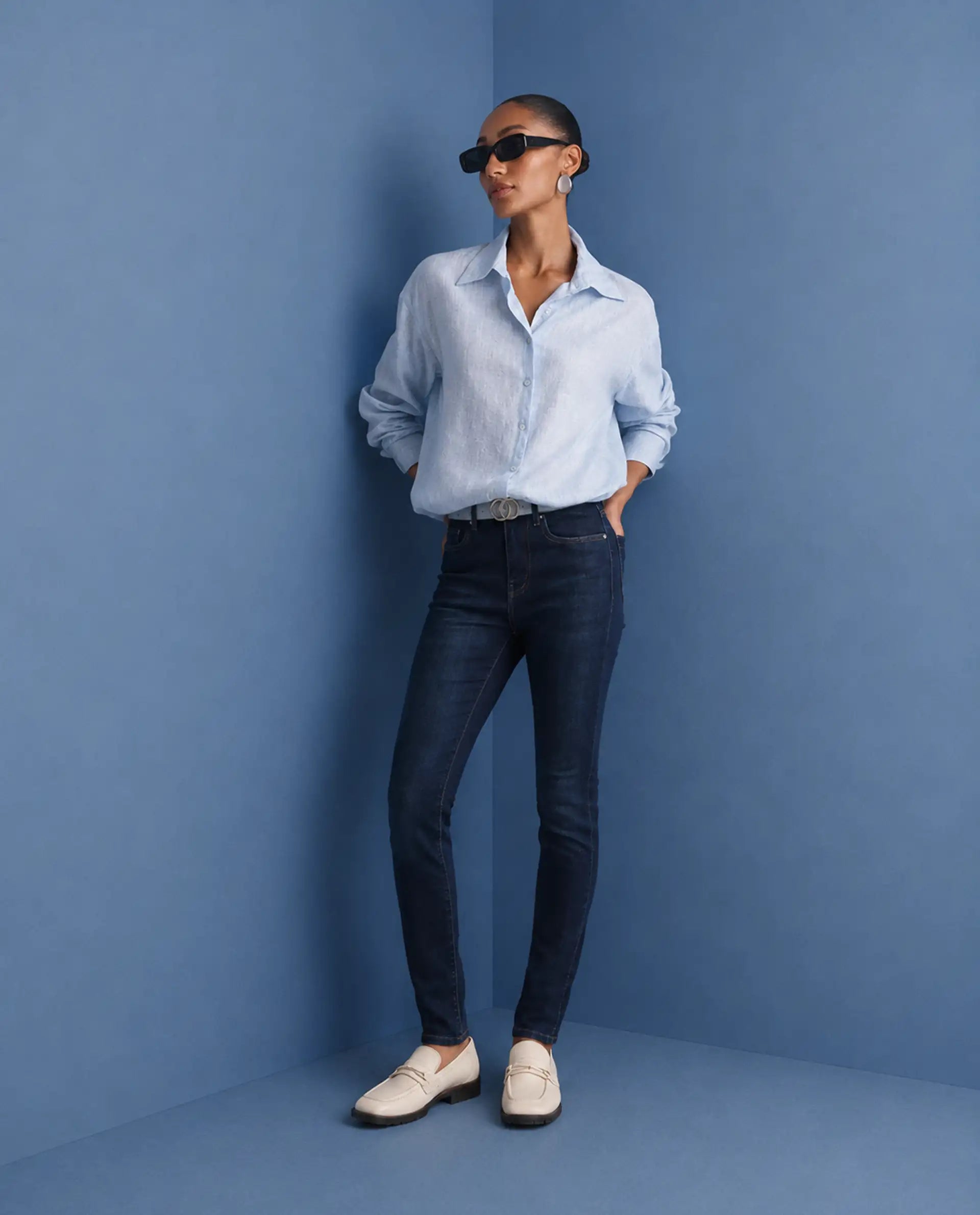 Rareism Women's Skenyom Blue Cotton Blend Skinny Fit Plain Jeans