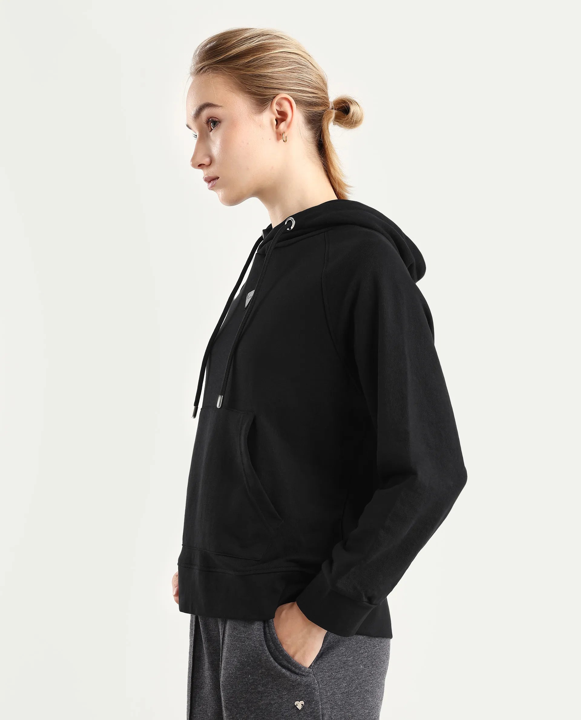 Rareism Women's Dae Black Cotton Blend Hooded Plain Relaxed Fit Sweatshirt