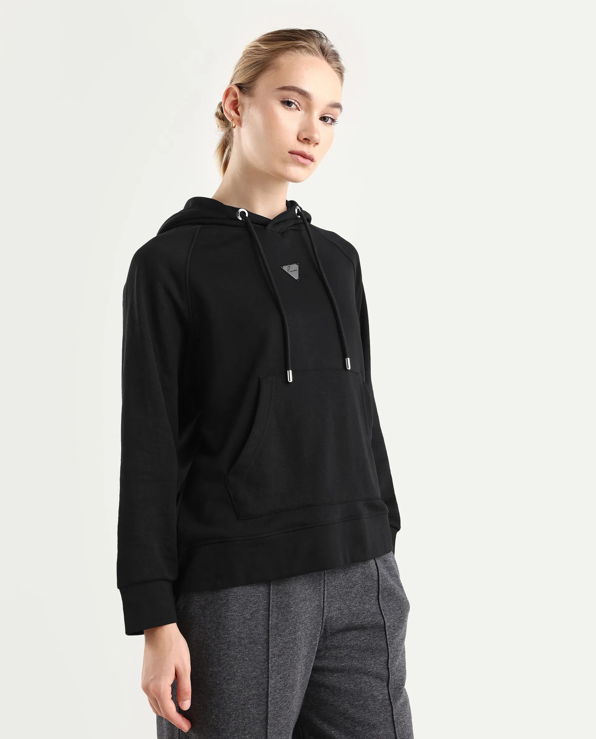 Rareism Women's Dae Black Cotton Blend Hooded Plain Relaxed Fit Sweatshirt