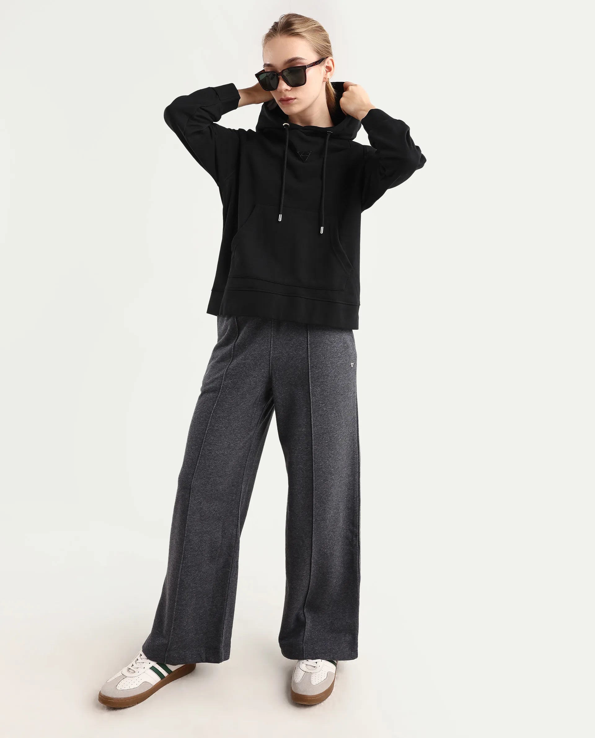 Rareism Women's Dae Black Cotton Blend Hooded Plain Relaxed Fit Sweatshirt