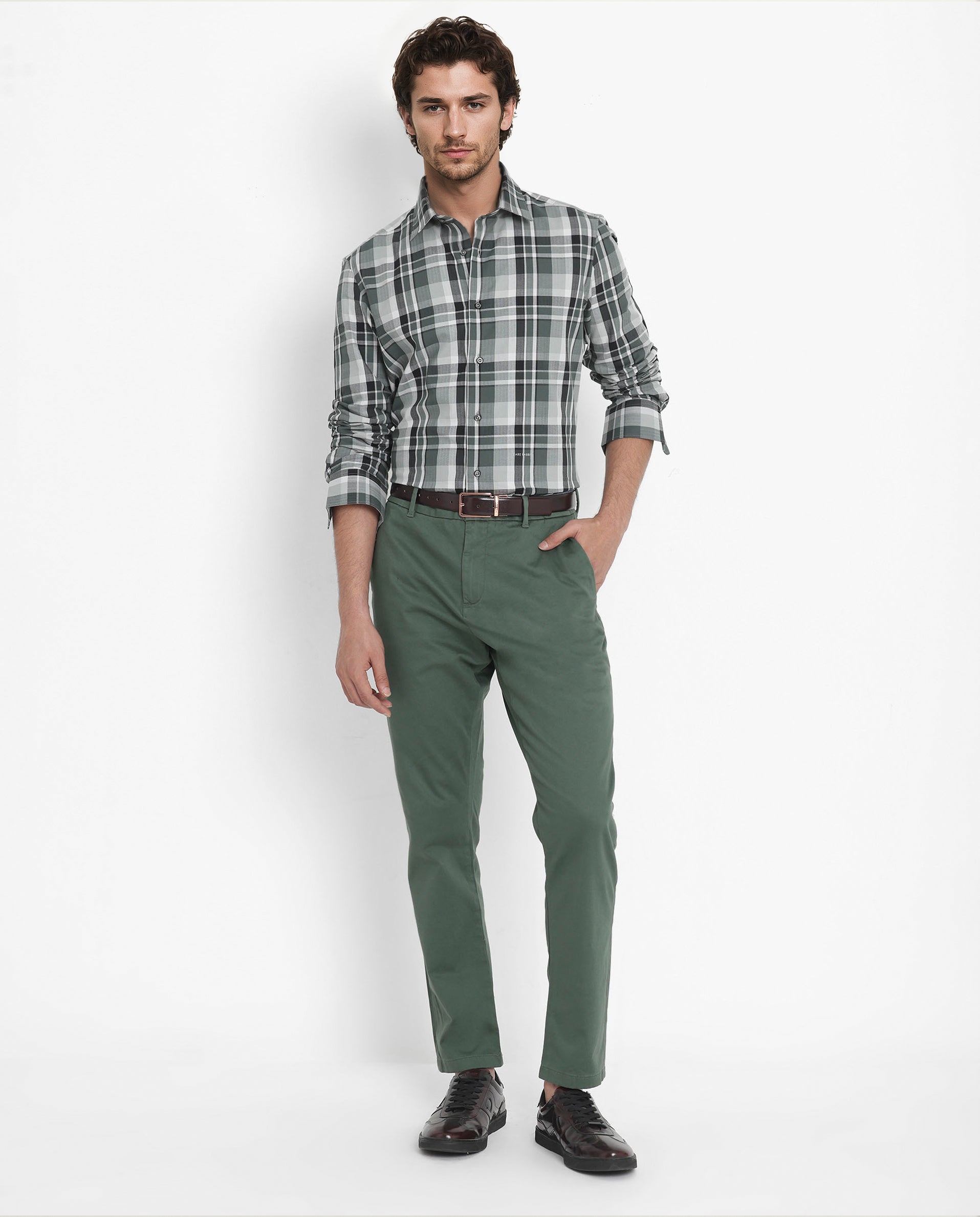 Rare Rabbit Men's Dae Green Cotton Fabric Full Sleeve Regular Fit Collared Checks Shirt