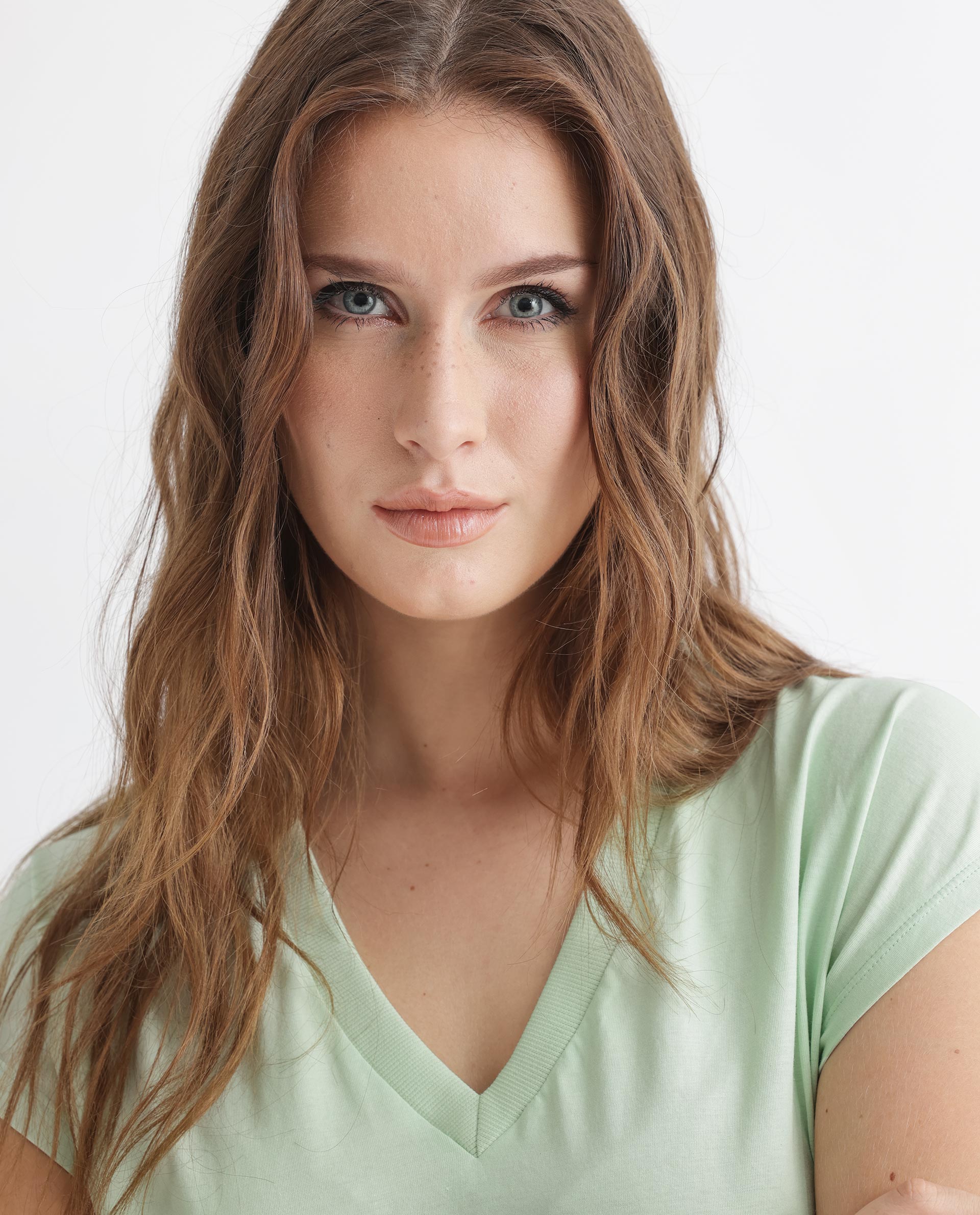 Rareism Women Debra Green Cotton Fabric Regular Fit Half Sleeves Solid Crew Neck T-Shirt