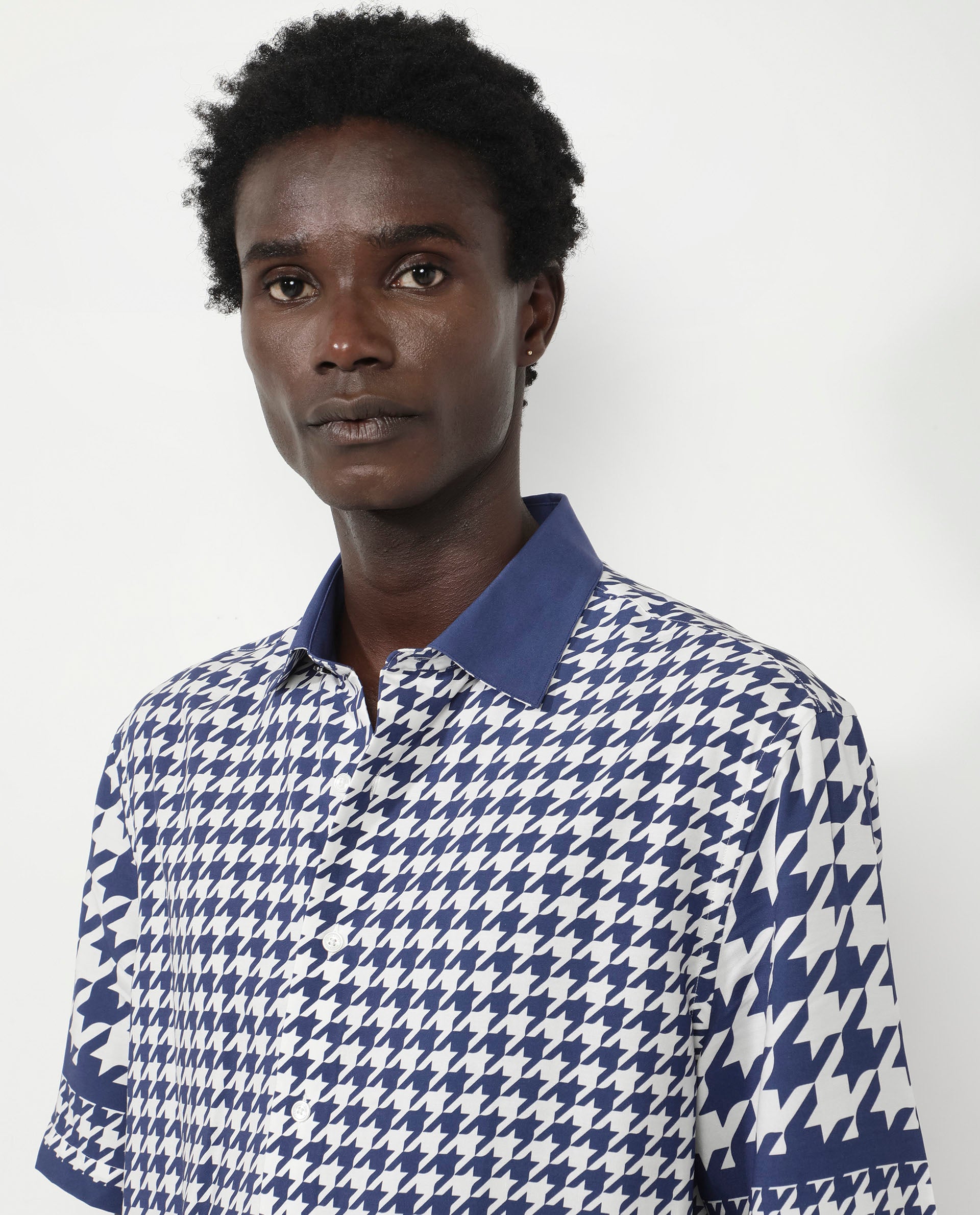 Rare Rabbit Men's Dejen Dark Blue Viscose Fabric Short Sleeve Boxy Fit Houndstooth Print Shirt
