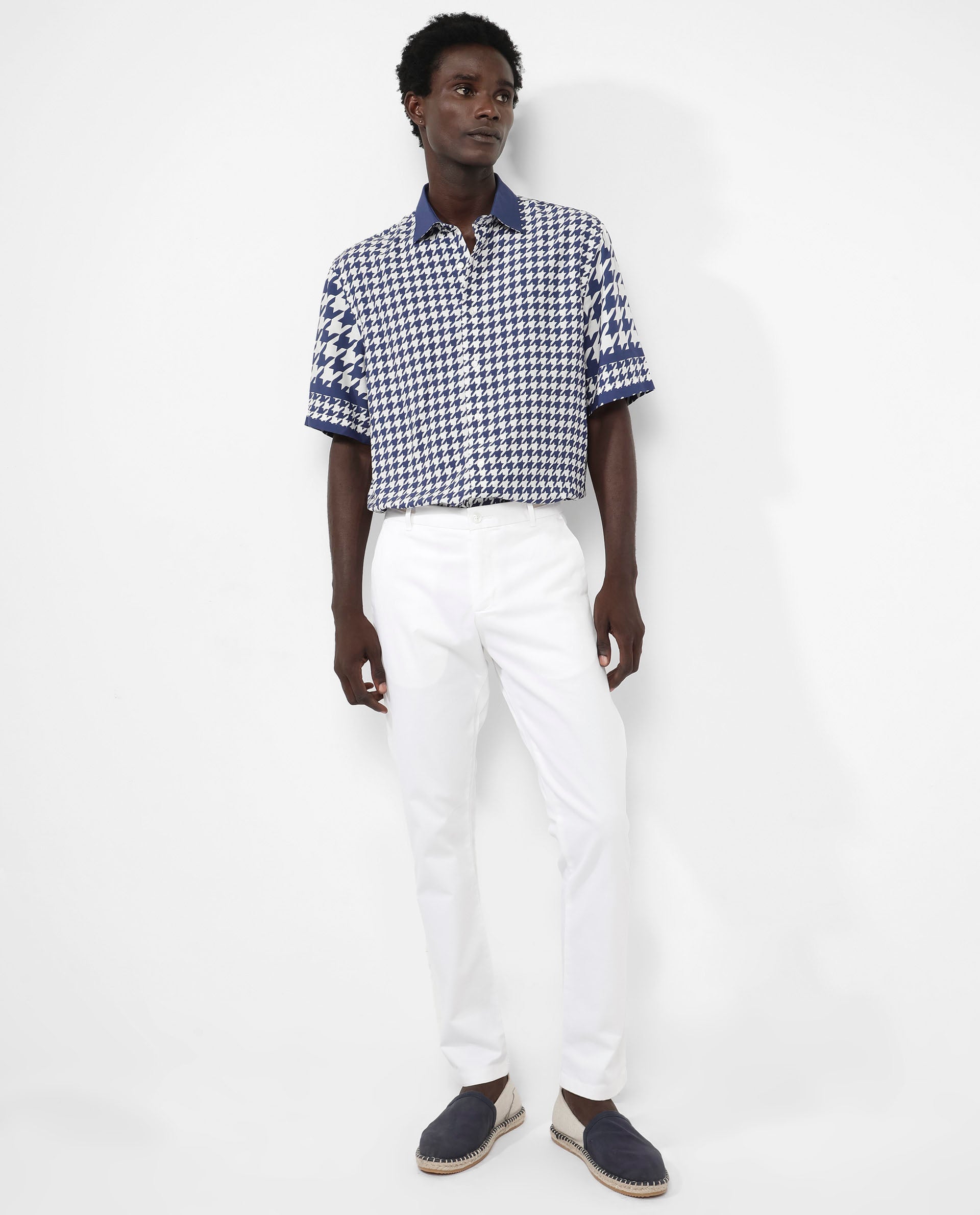 Rare Rabbit Men's Dejen Dark Blue Viscose Fabric Short Sleeve Boxy Fit Houndstooth Print Shirt