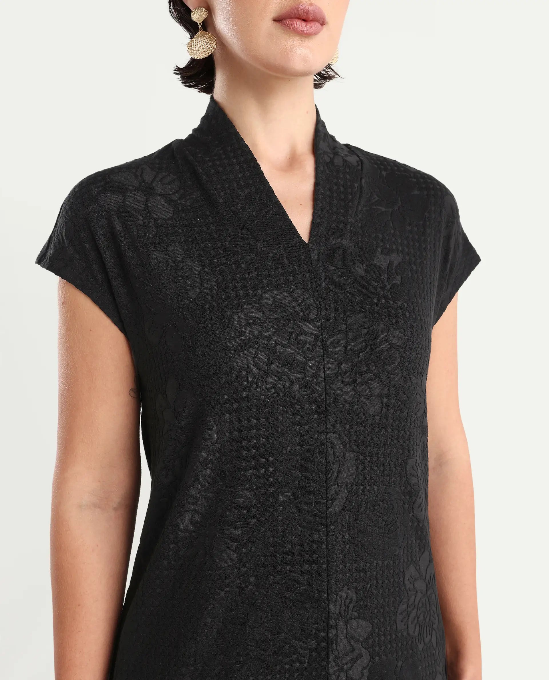 Rareism Women's Deone Black Polyester Blend V-Neck Plain Extended Sleeves Regular Fit Top