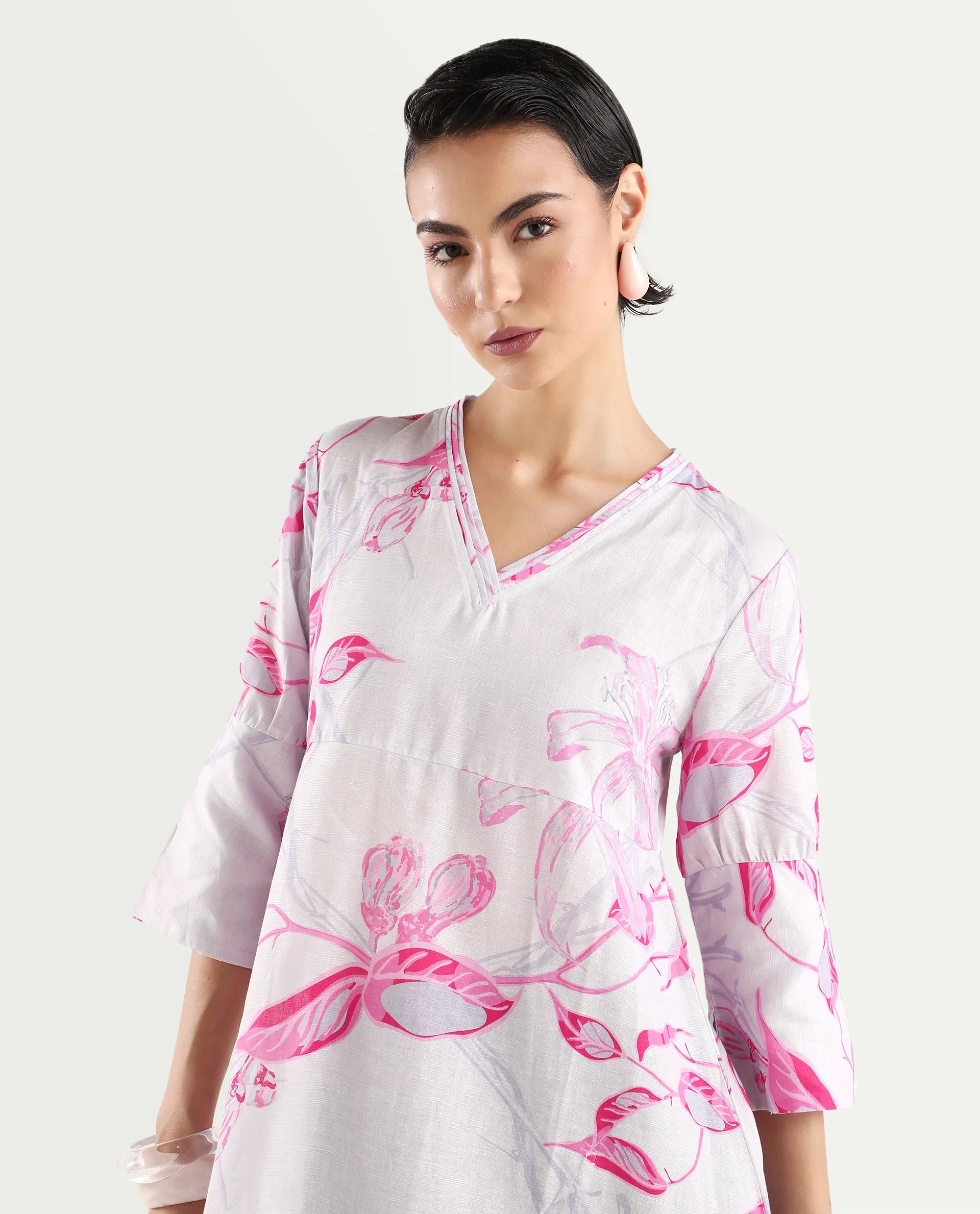 Rareism Women's Dherry Pastel Purple Linen V-Neck Paisley Print Midi Regular Fit Dress