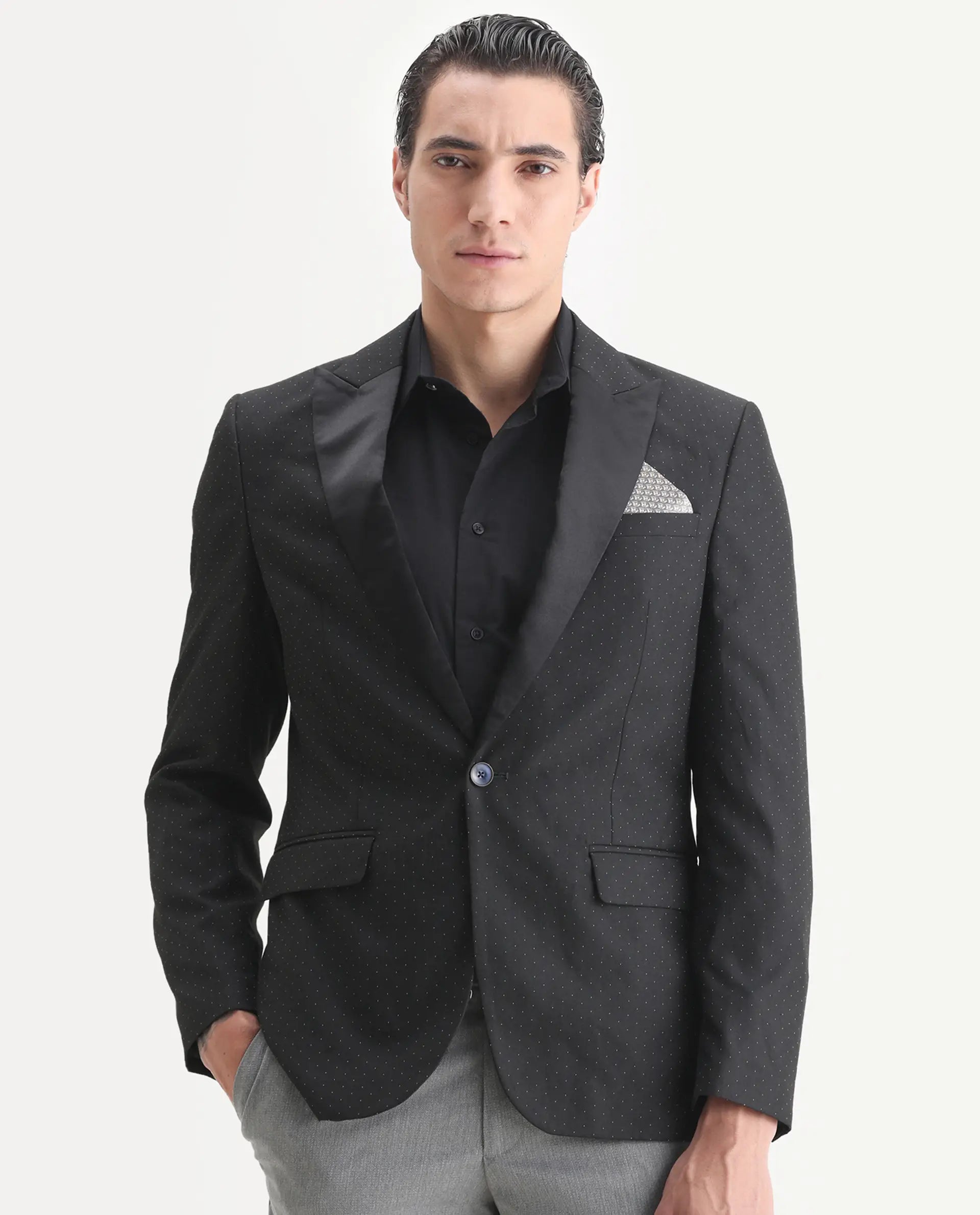 Rare Rabbit Men's Digby Black Polyester Plain Tailored Fit Full Sleeve Lapel Neck Blazer