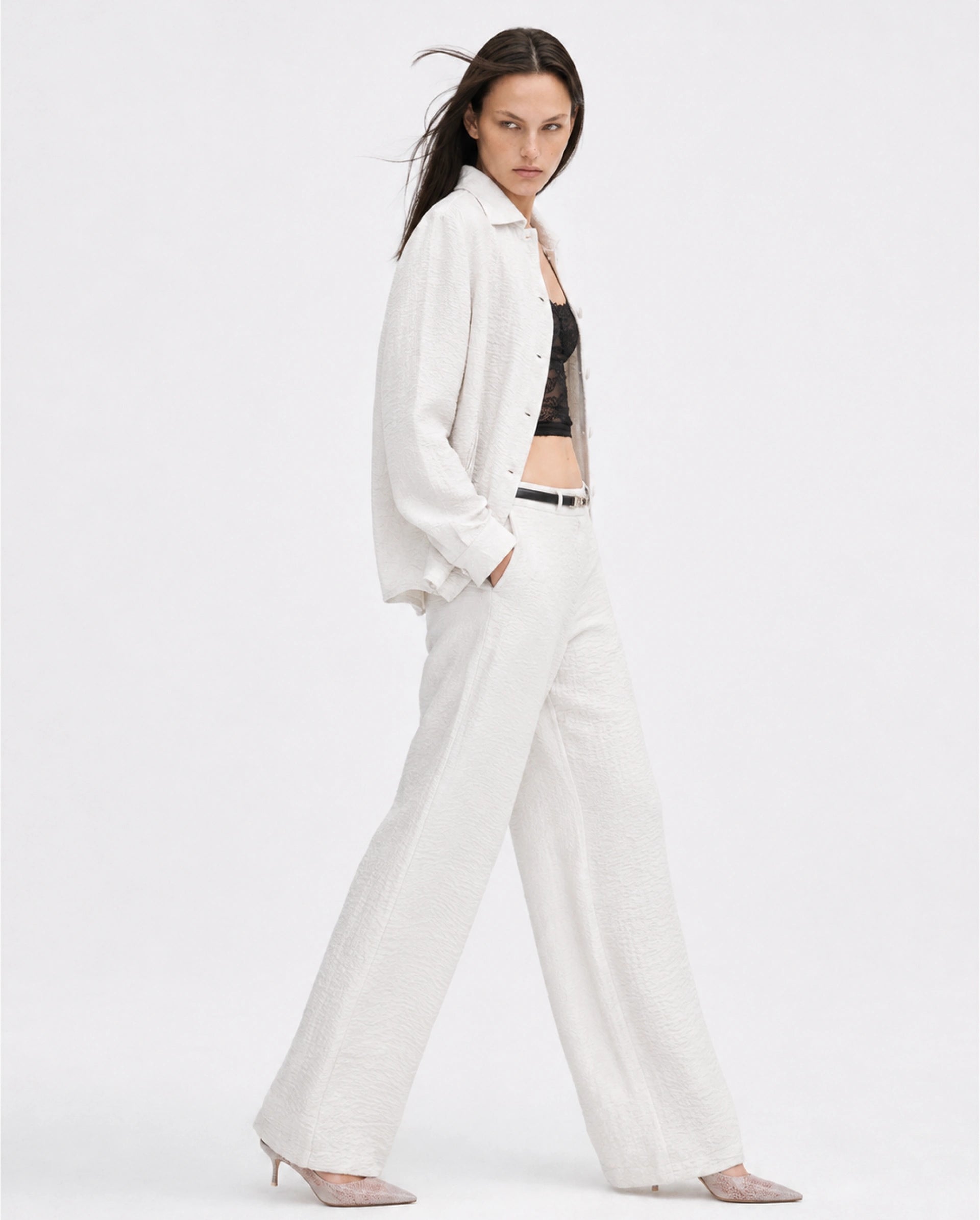 Rareism Women's Dion-T Off White Viscose Blend Spread Collar Button Boxy Plain Shacket